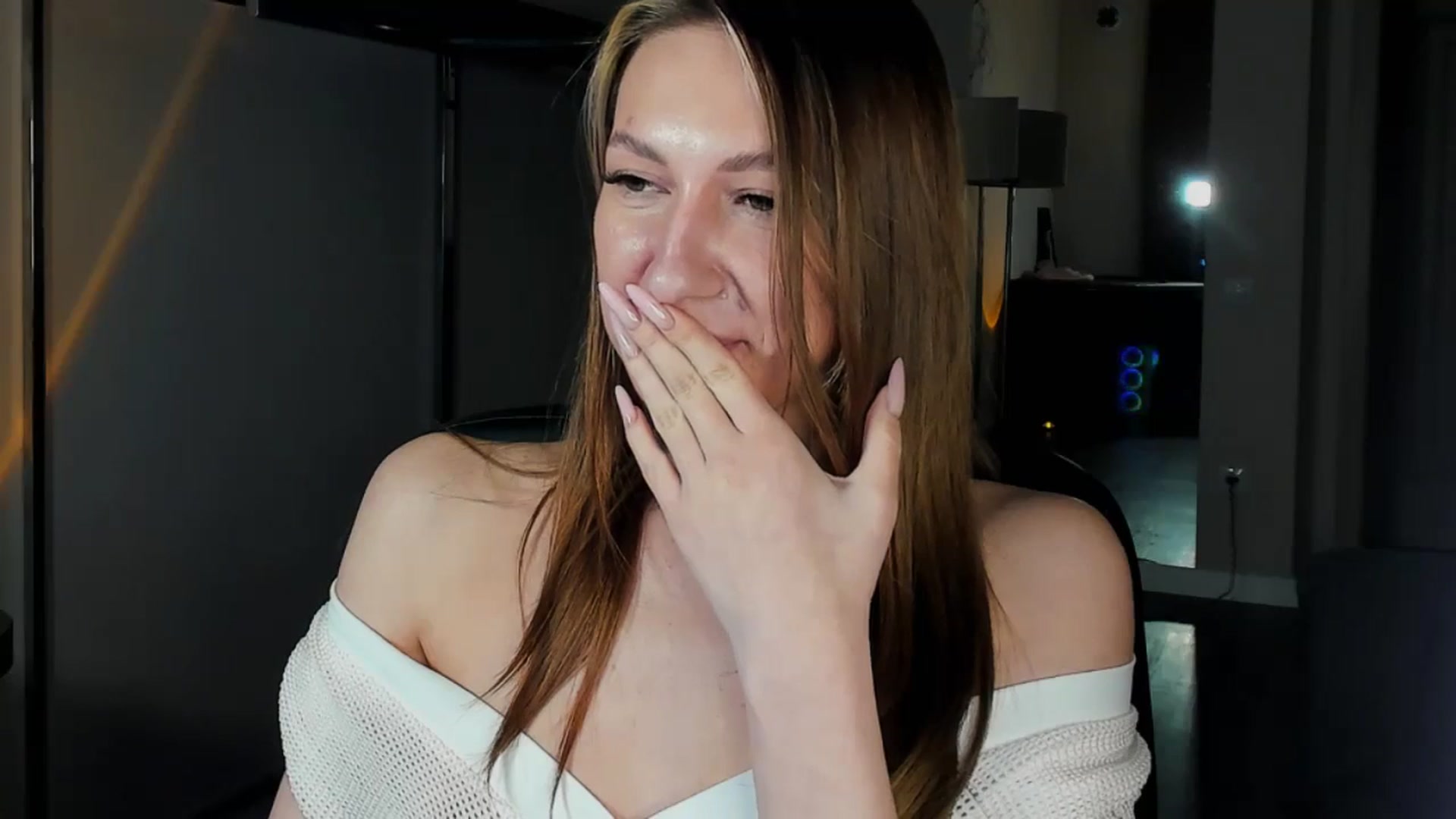 Gallery image thumbnail from LovelyGin's myfreecams stream on, 01/22/2026, 16:45 image 7 of 20
