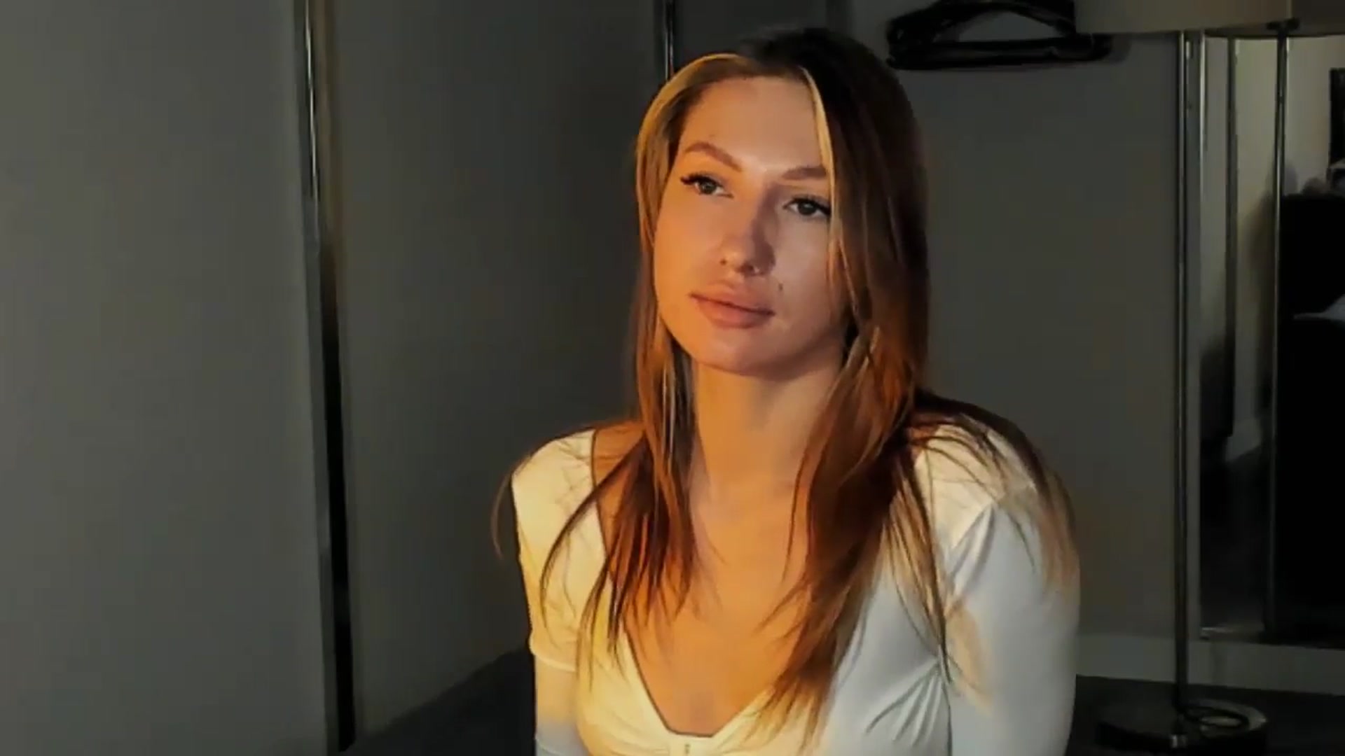 Gallery image thumbnail from LovelyGin's myfreecams stream on, 01/22/2026, 17:17 image 11 of 20