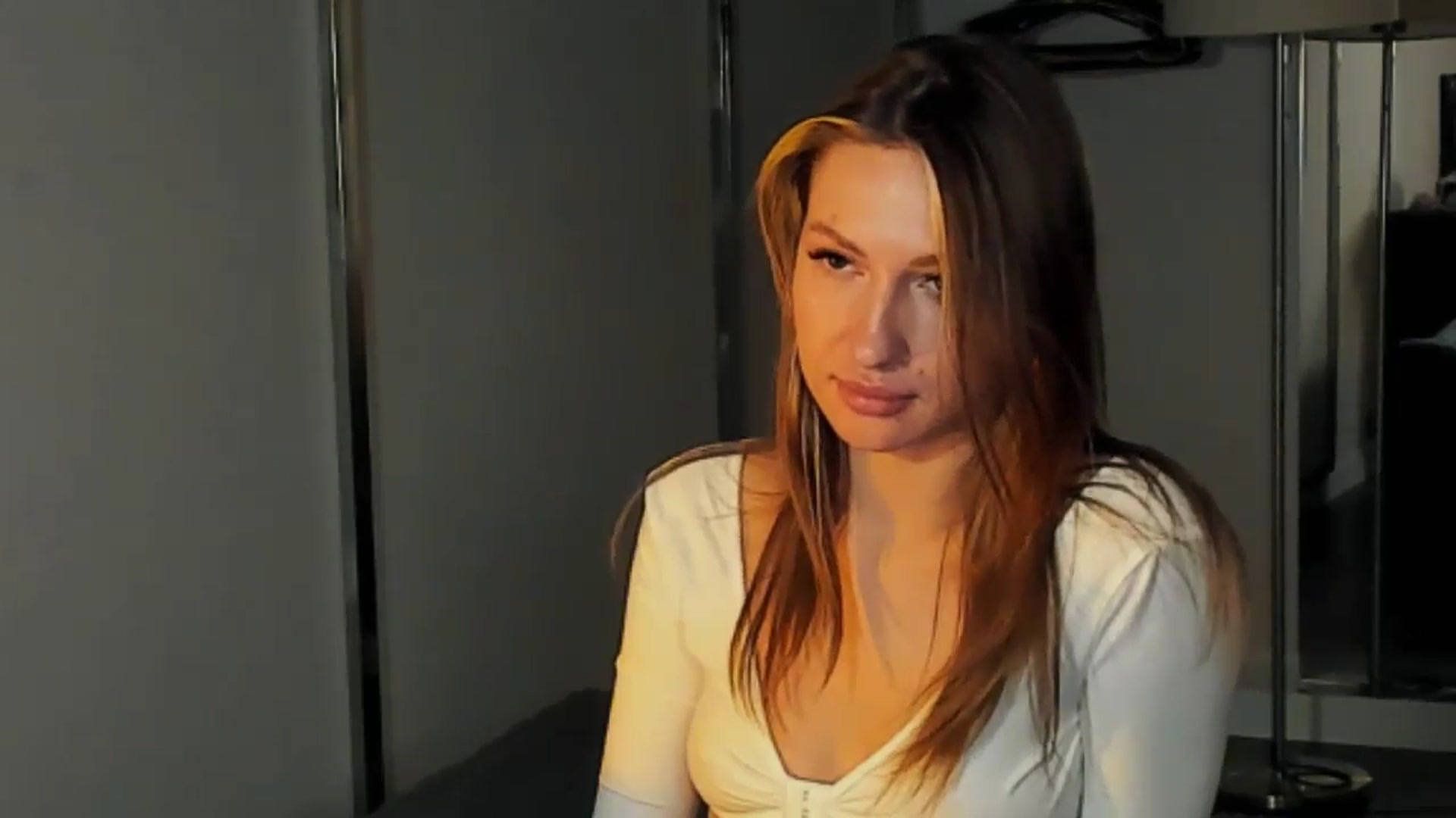 Gallery image thumbnail from LovelyGin's myfreecams stream on, 01/22/2026, 17:17 image 12 of 20