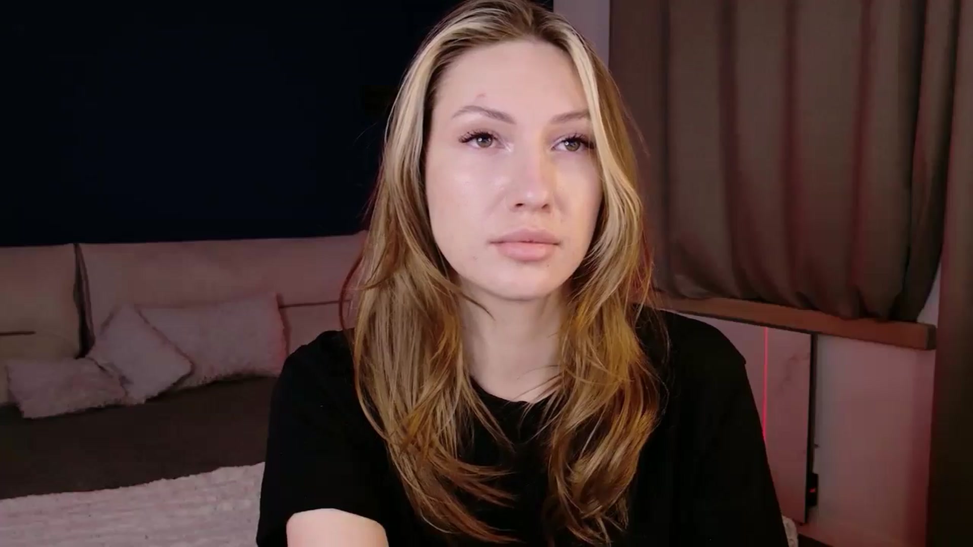 Gallery image thumbnail from LovelyGin's myfreecams stream on, 01/23/2026, 15:31 image 14 of 20