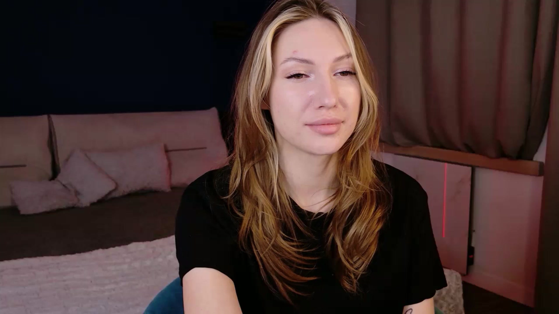 Gallery image thumbnail from LovelyGin's myfreecams stream on, 01/23/2026, 15:31 image 19 of 20