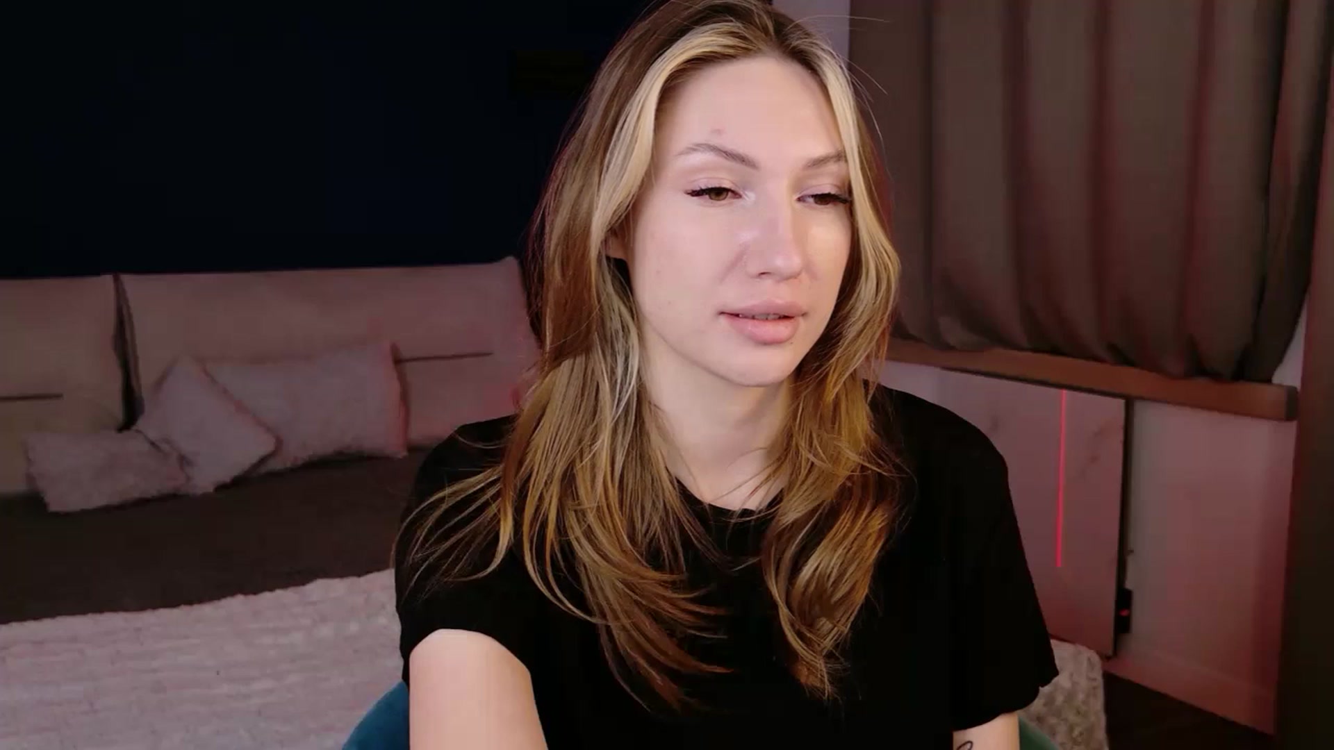 Gallery image thumbnail from LovelyGin's myfreecams stream on, 01/23/2026, 15:31 image 18 of 20
