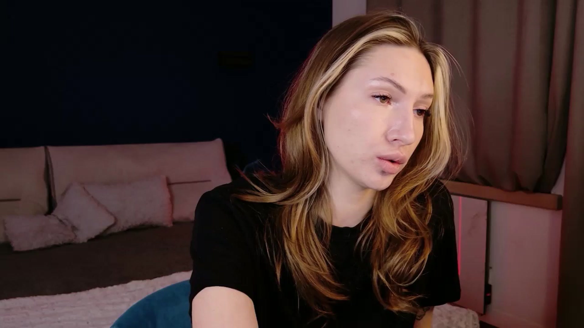 Gallery image thumbnail from LovelyGin's myfreecams stream on, 01/23/2026, 15:31 image 10 of 20