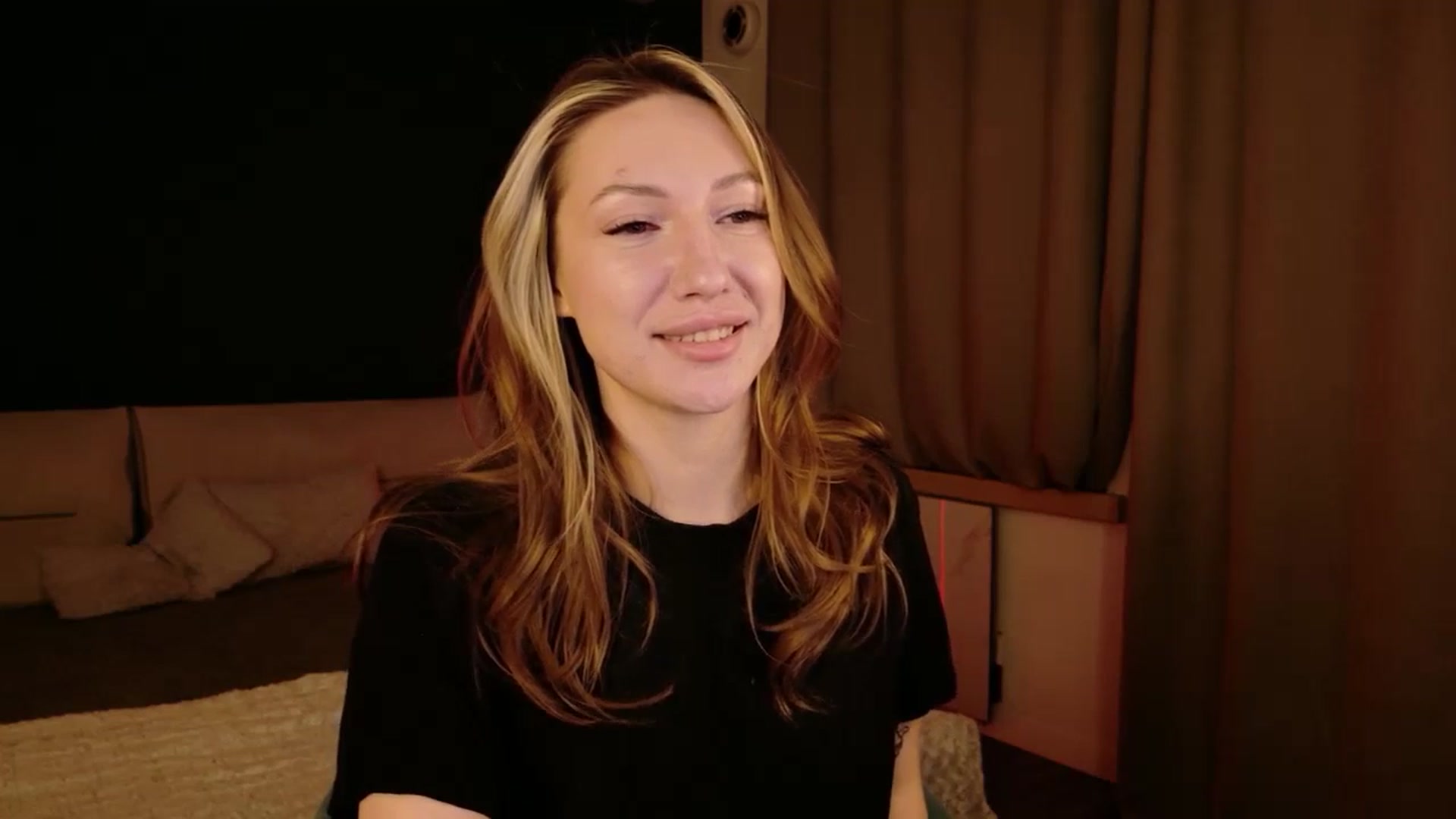 Gallery image thumbnail from LovelyGin's myfreecams stream on, 01/23/2026, 16:40 image 5 of 20