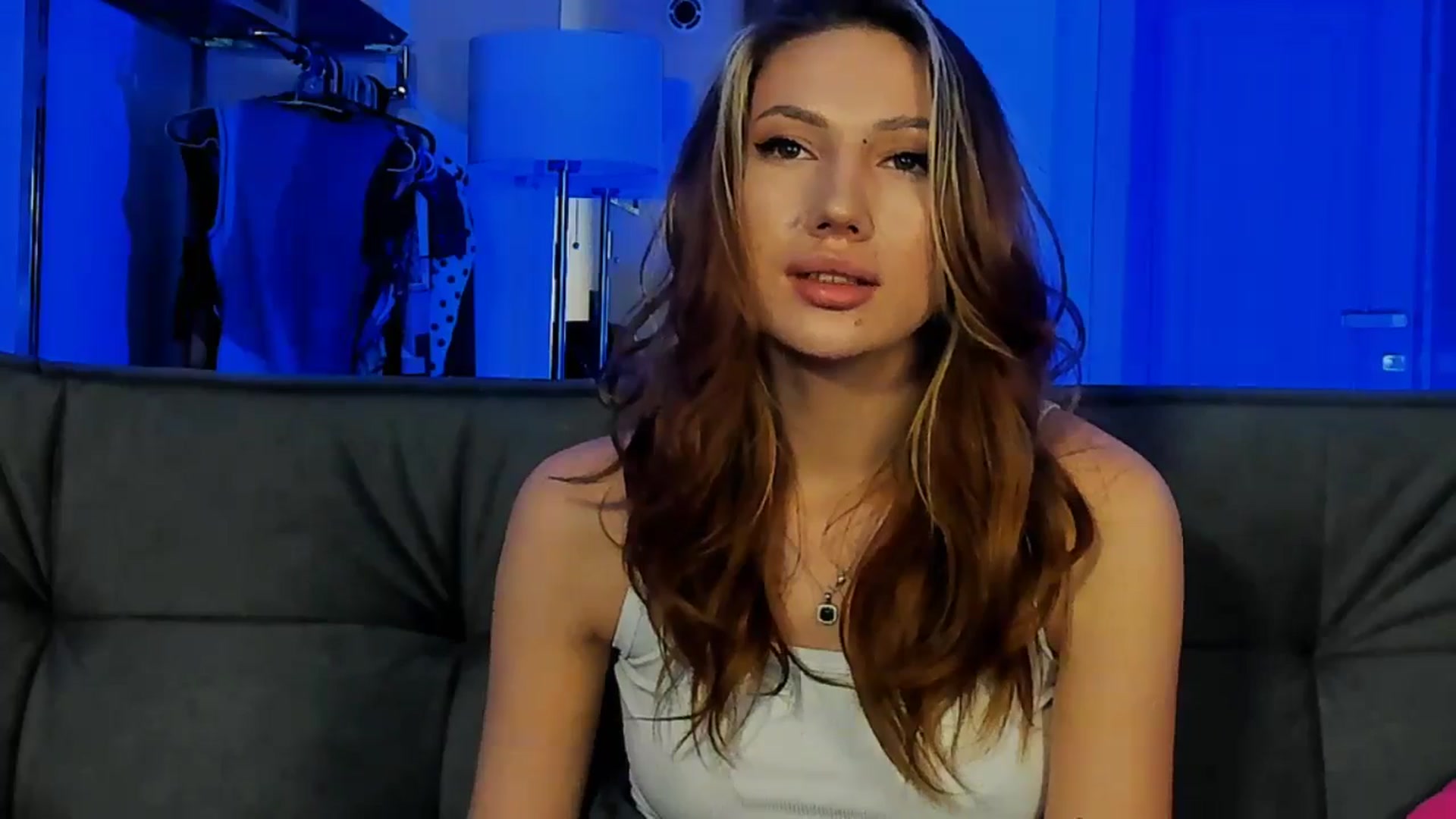 Gallery image thumbnail from LovelyGin's myfreecams stream on, 02/12/2026, 18:33 image 5 of 20