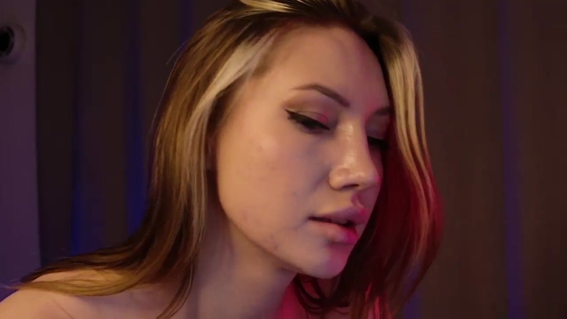 Gallery image thumbnail from LovelyGin's myfreecams stream on, 02/16/2026, 18:33 image 14 of 20