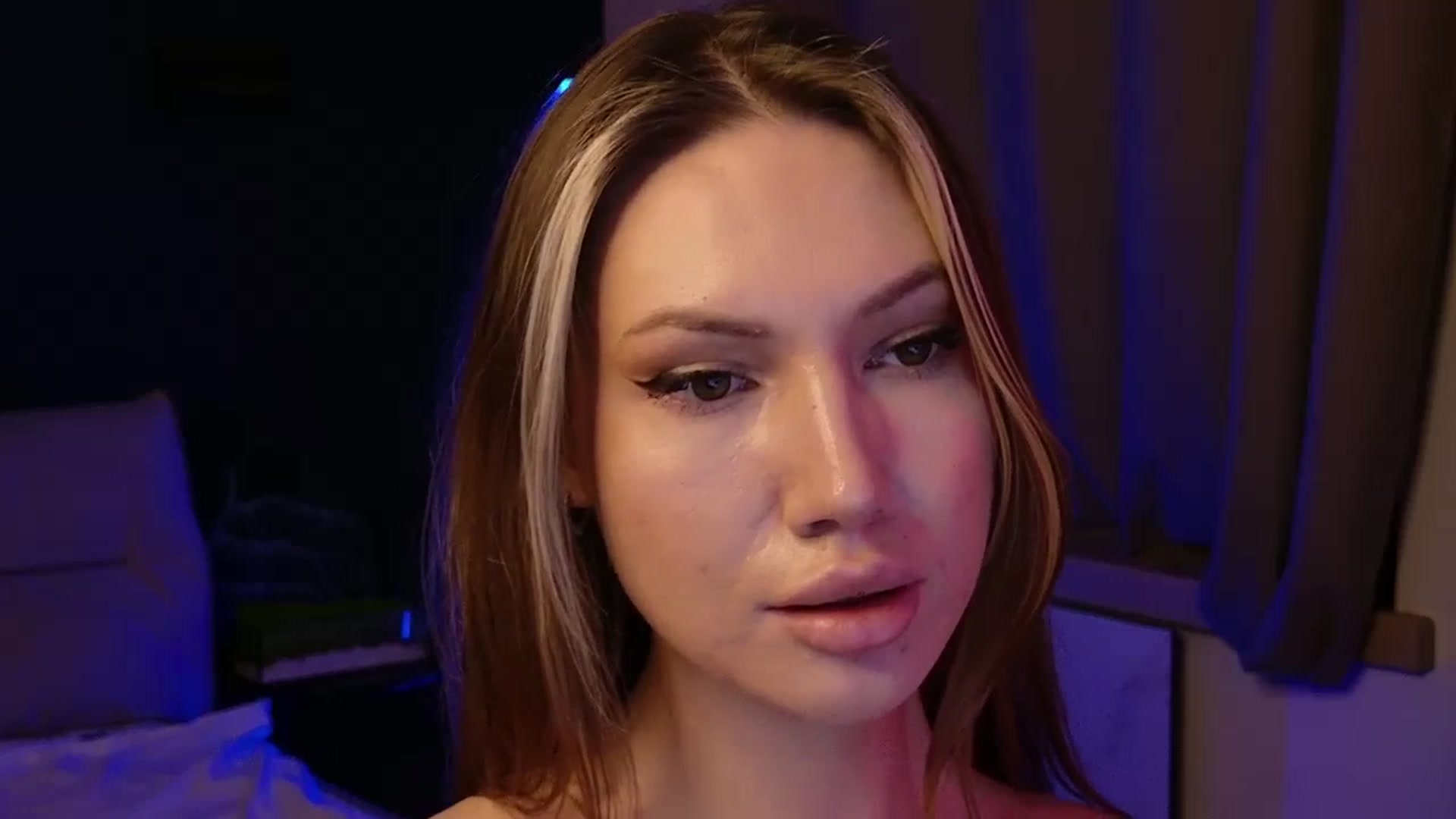 Gallery image thumbnail from LovelyGin's myfreecams stream on, 02/16/2026, 18:33 image 17 of 20