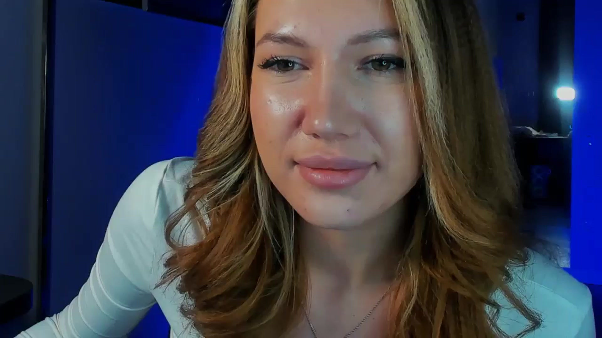 Gallery image thumbnail from LovelyGin's myfreecams stream on, 02/19/2026, 15:00 image 17 of 20