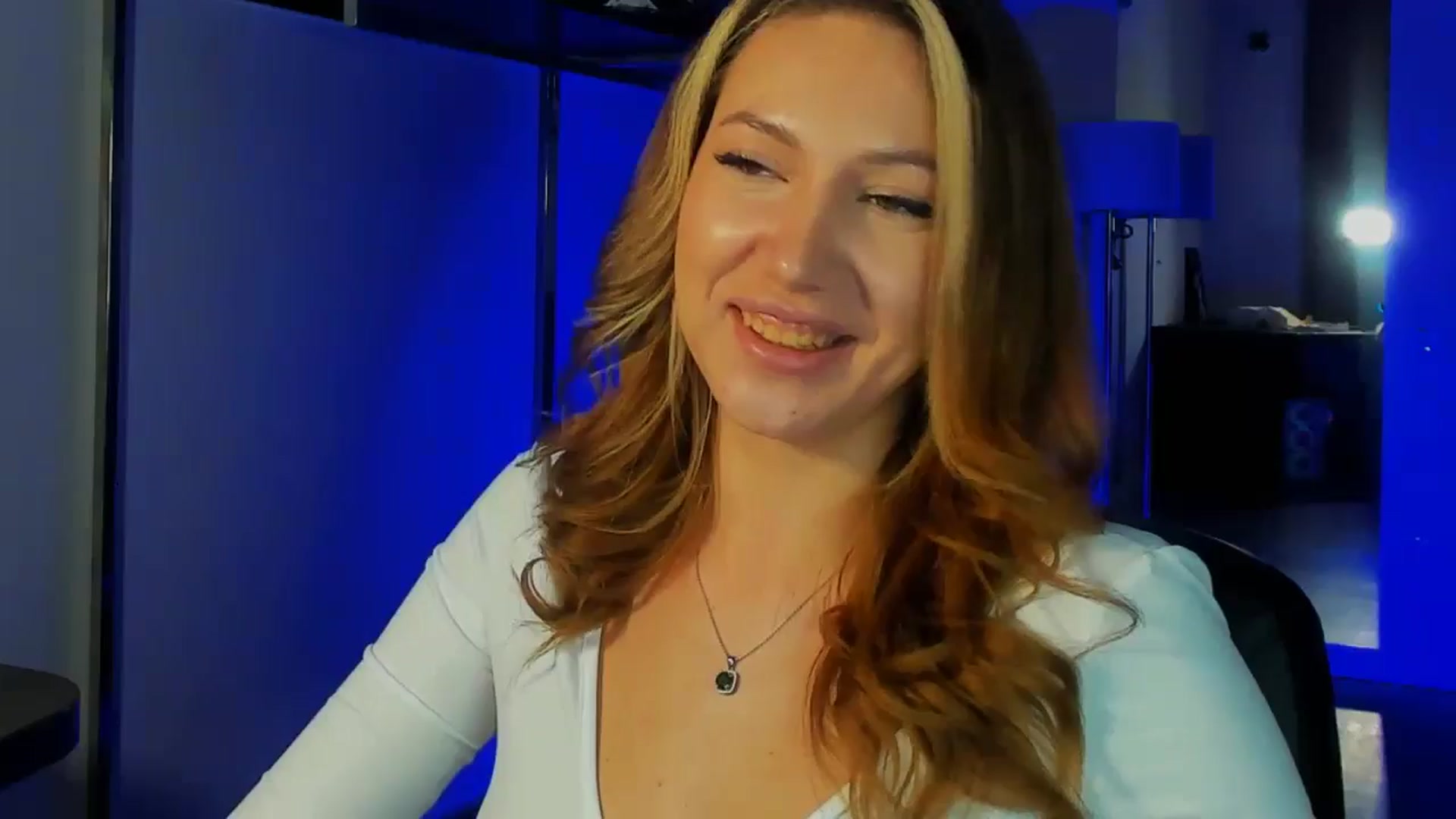 Gallery image thumbnail from LovelyGin's myfreecams stream on, 02/19/2026, 15:00 image 10 of 20