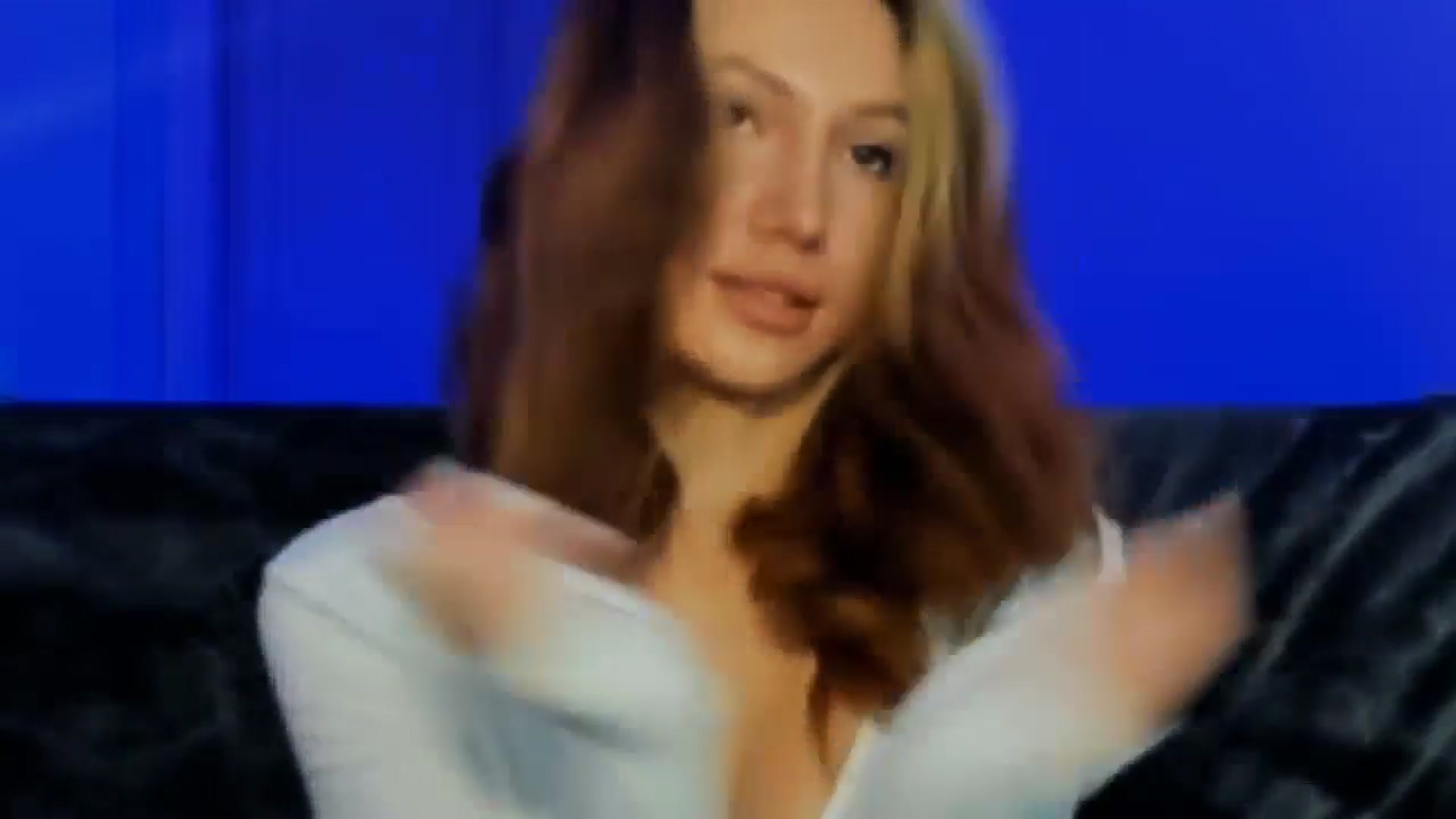 Gallery image thumbnail from LovelyGin's myfreecams stream on, 02/19/2026, 17:10 image 15 of 20