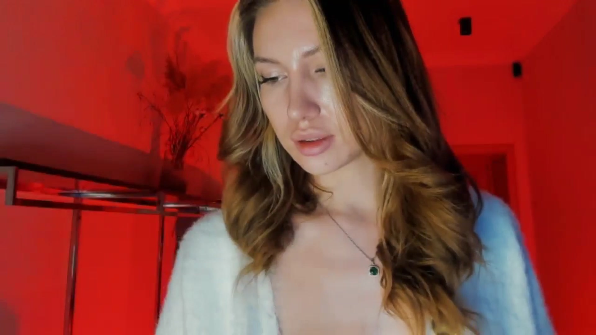 Gallery image thumbnail from LovelyGin's myfreecams stream on, 02/19/2026, 21:40 image 19 of 20
