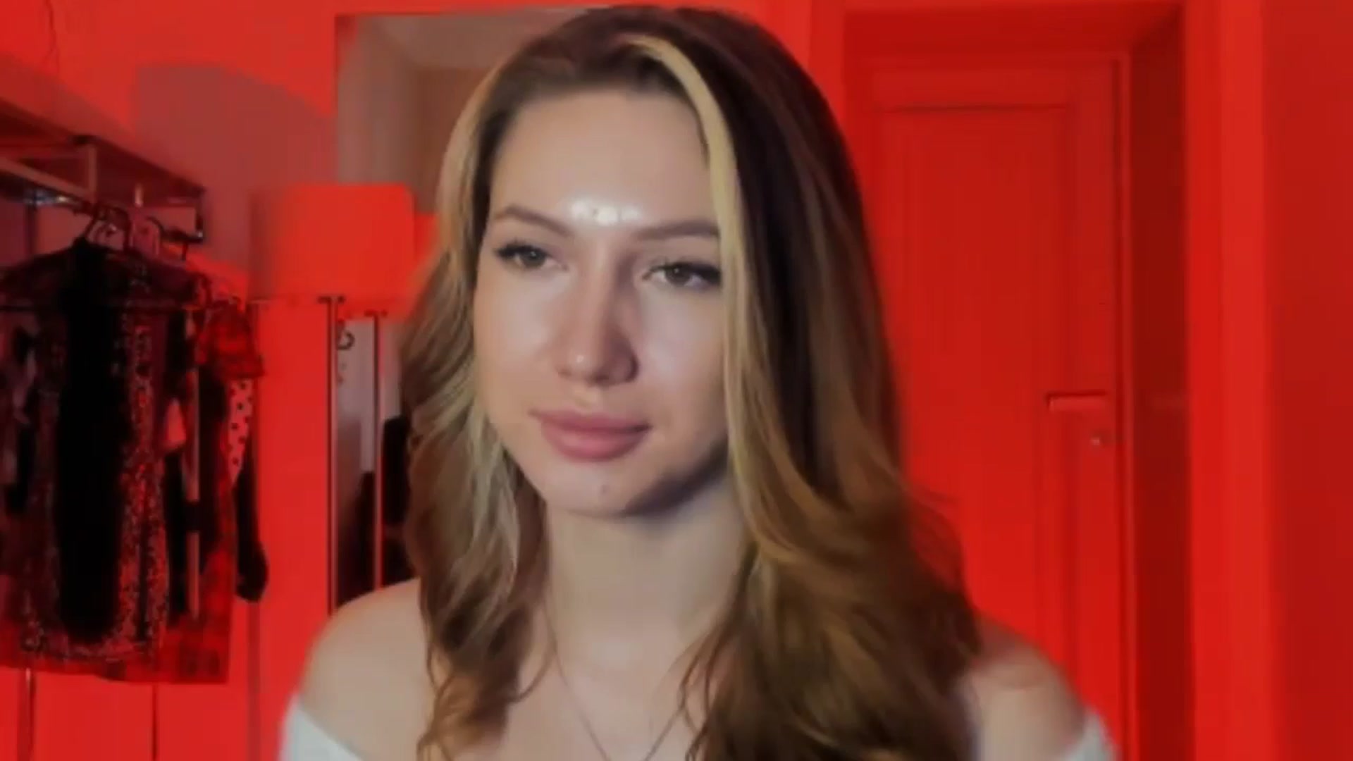 Gallery image thumbnail from LovelyGin's myfreecams stream on, 02/19/2026, 21:40 image 6 of 20