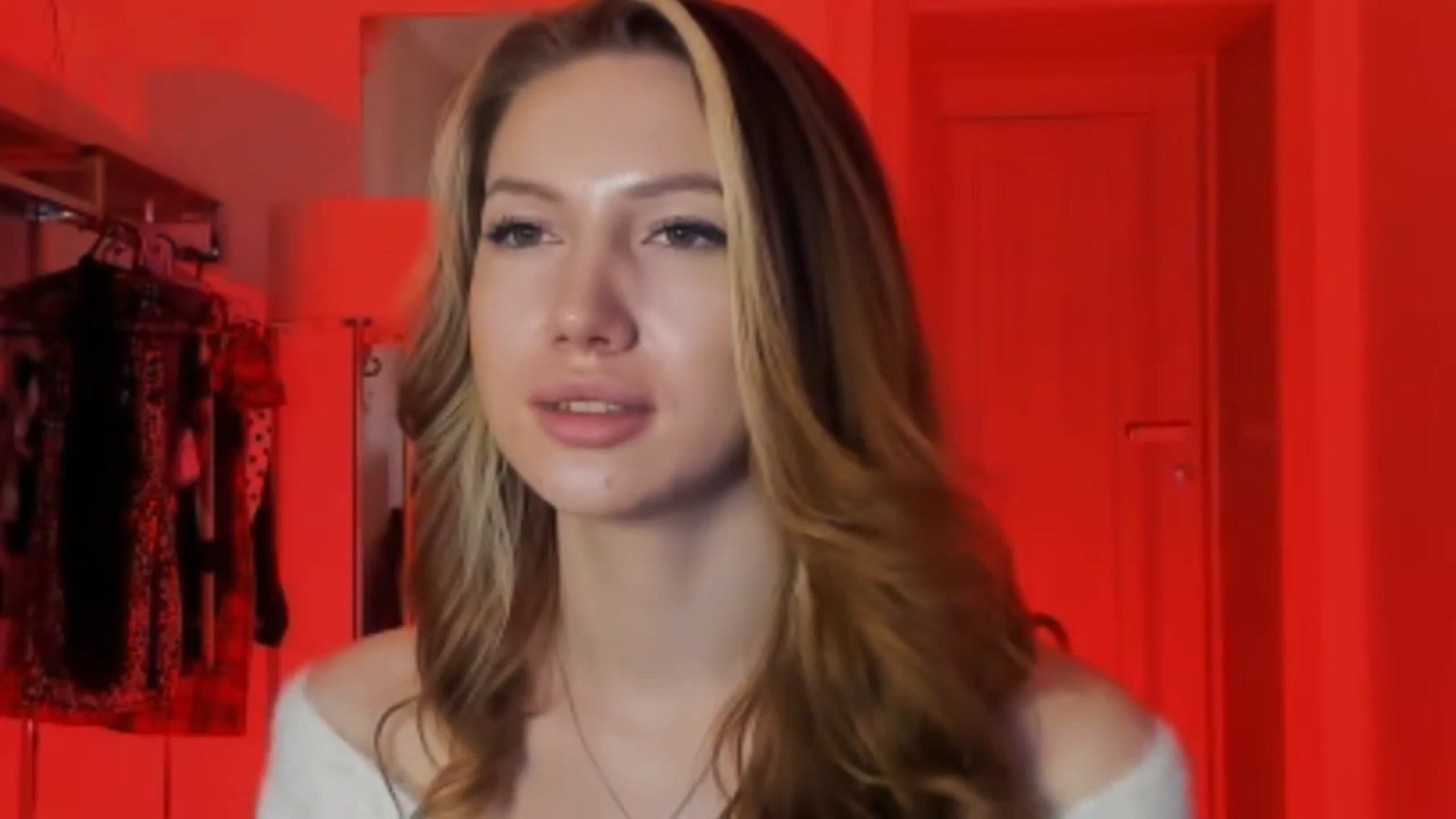 Gallery image thumbnail from LovelyGin's myfreecams stream on, 02/19/2026, 21:40 image 5 of 20