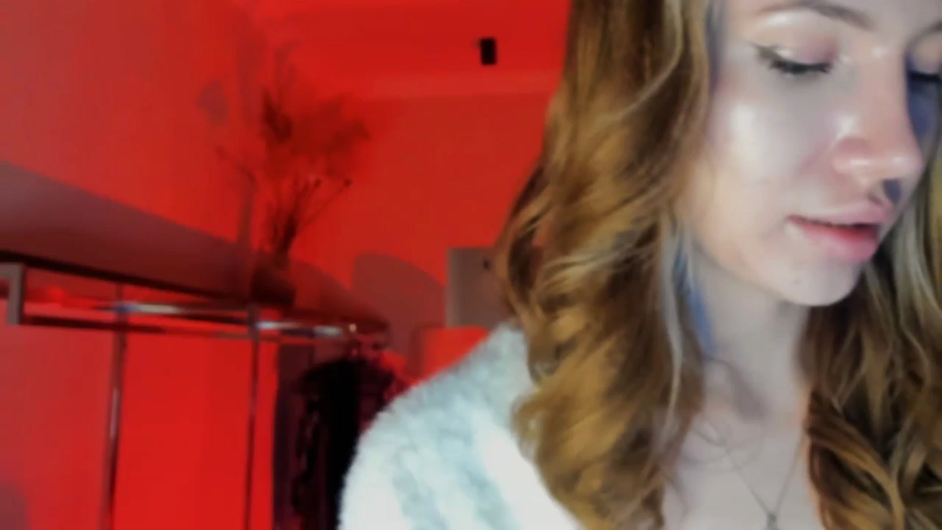 Gallery image thumbnail from LovelyGin's myfreecams stream on, 02/19/2026, 21:40 image 20 of 20