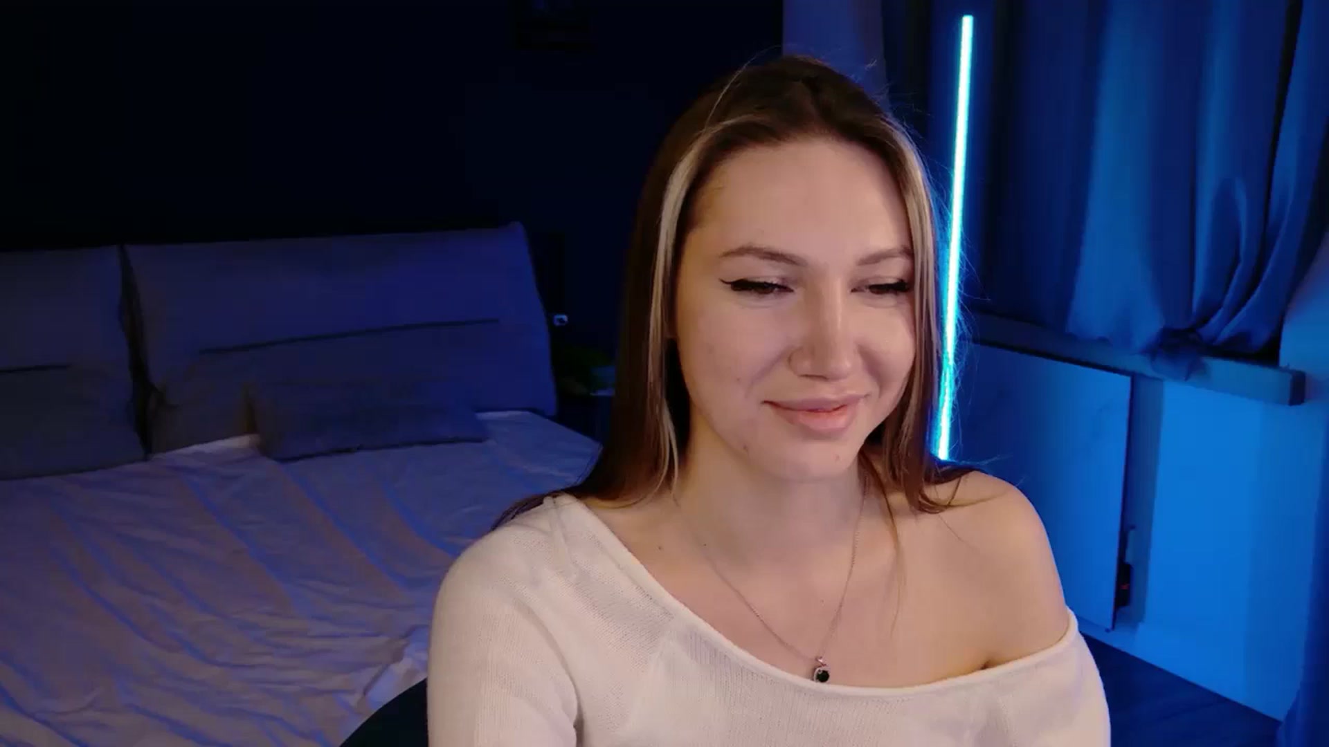 Gallery image thumbnail from LovelyGin's myfreecams stream on, 02/20/2026, 16:41 image 13 of 20