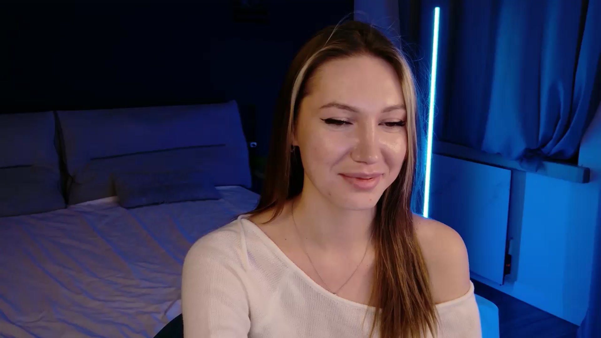 Gallery image thumbnail from LovelyGin's myfreecams stream on, 02/20/2026, 16:41 image 6 of 20
