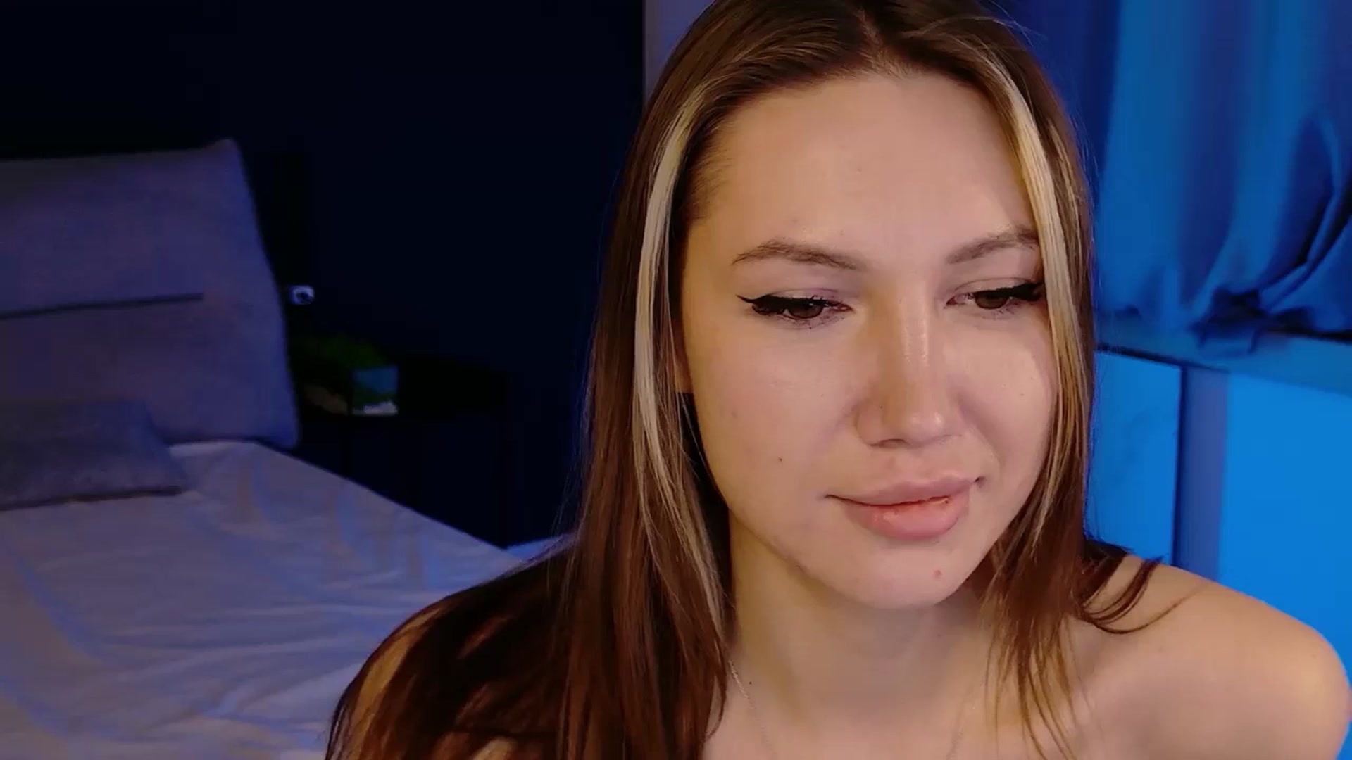Gallery image thumbnail from LovelyGin's myfreecams stream on, 02/20/2026, 20:24 image 14 of 20