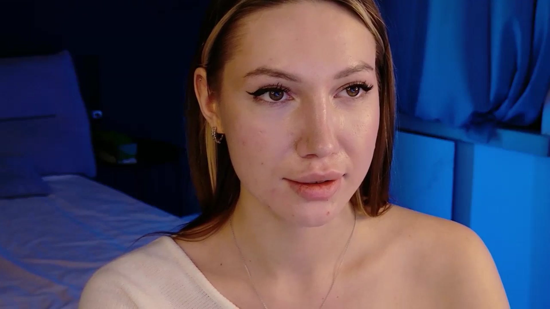 Gallery image thumbnail from LovelyGin's myfreecams stream on, 02/20/2026, 20:24 image 3 of 20