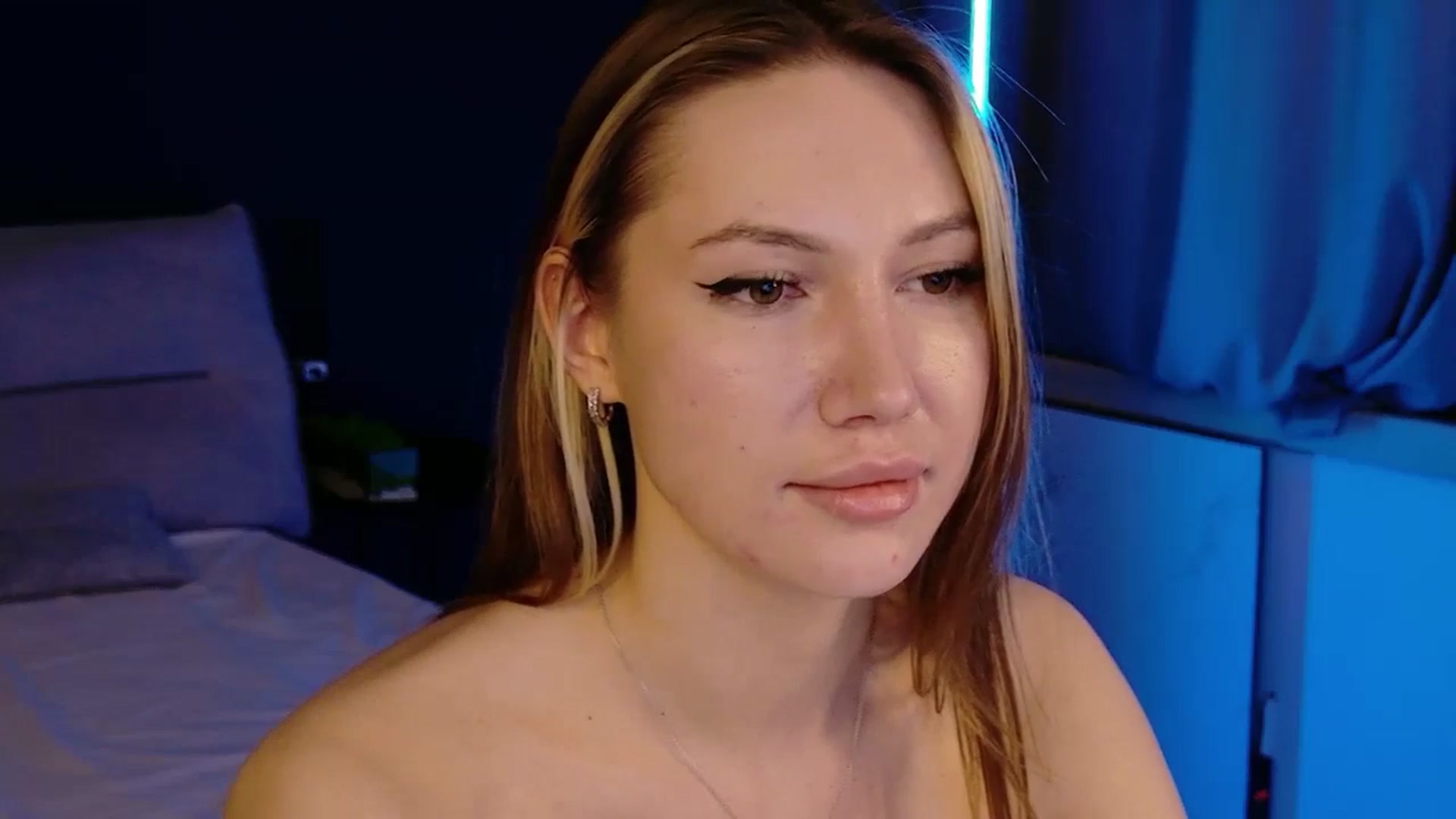 Gallery image thumbnail from LovelyGin's myfreecams stream on, 02/20/2026, 20:24 image 8 of 20
