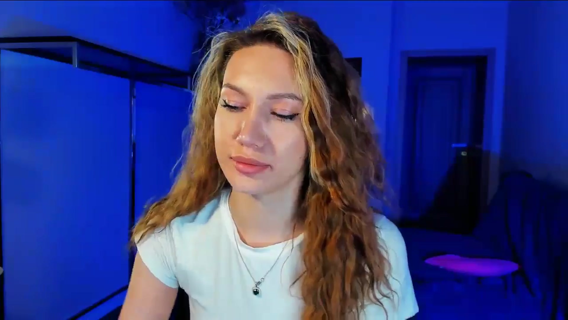 Gallery image thumbnail from LovelyGin's myfreecams stream on, 02/24/2026, 15:45 image 6 of 20