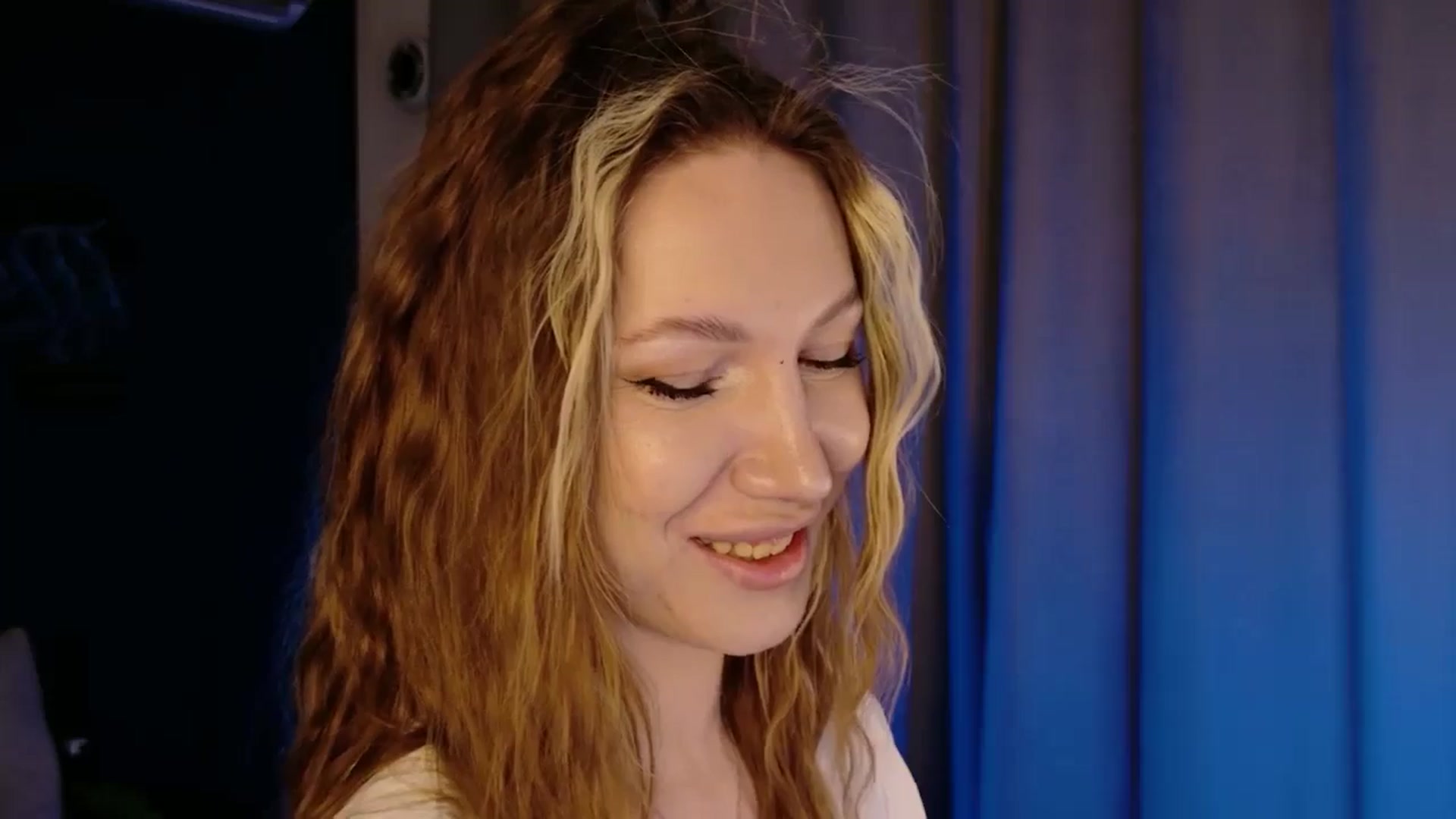 Gallery image thumbnail from LovelyGin's myfreecams stream on, 02/25/2026, 18:02 image 3 of 20