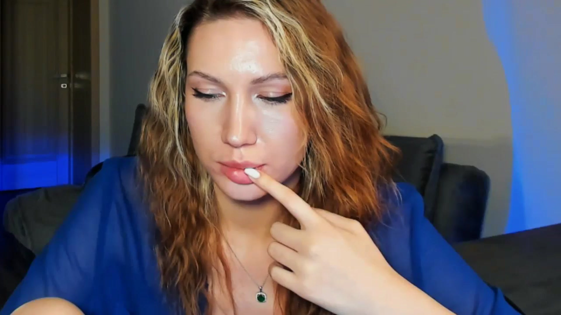 Gallery image thumbnail from LovelyGin's myfreecams stream on, 02/26/2026, 20:32 image 17 of 20