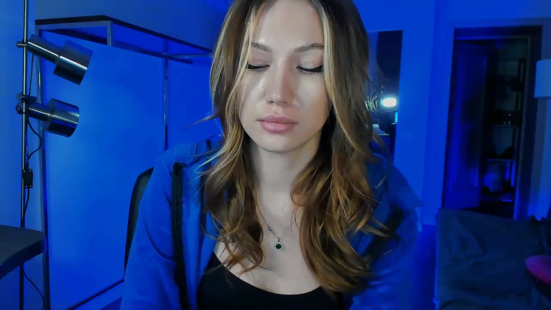 Gallery image thumbnail from LovelyGin's myfreecams stream on, 03/03/2026, 16:07 image 3 of 20