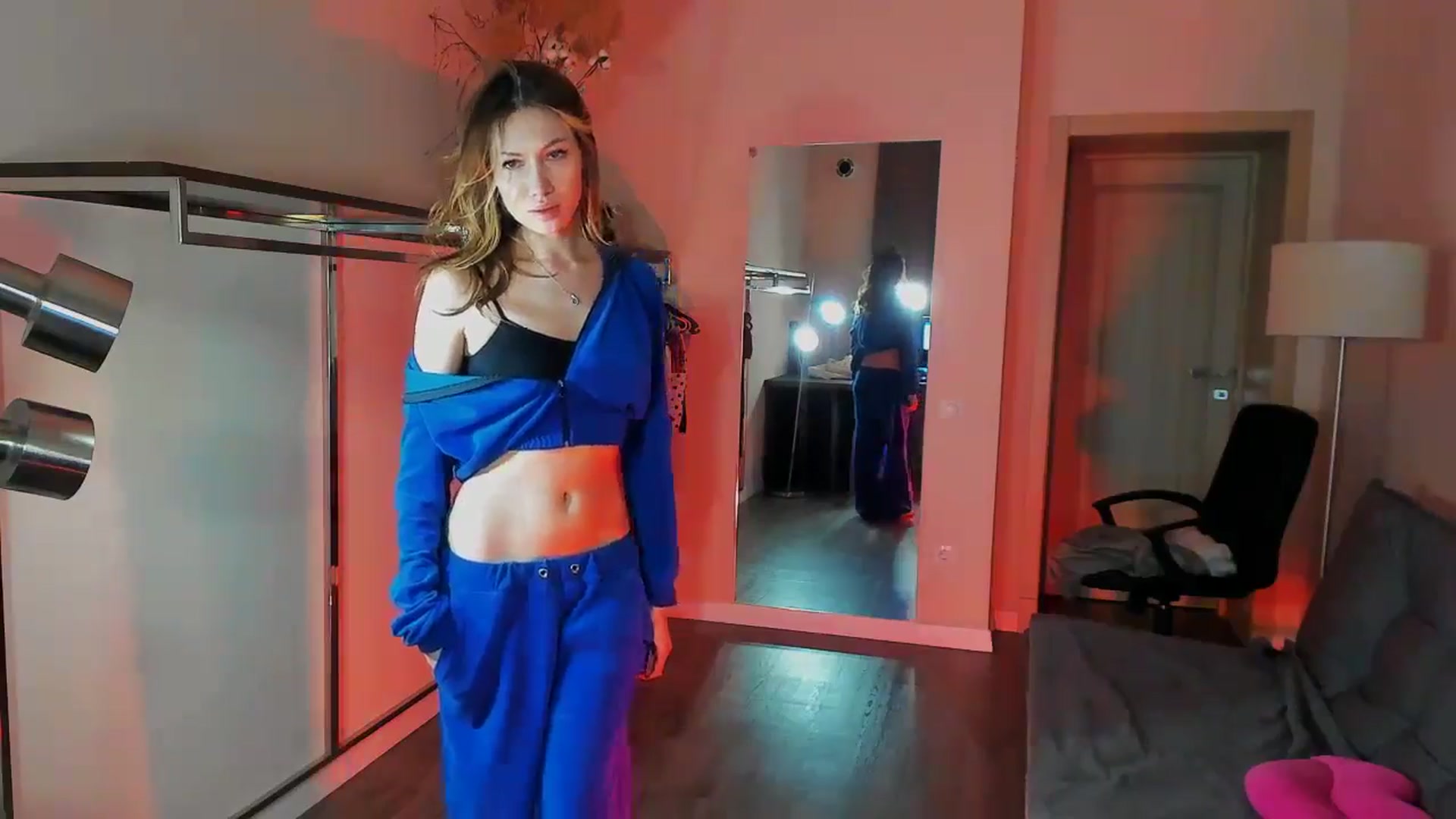 Gallery image thumbnail from LovelyGin's myfreecams stream on, 03/03/2026, 16:07 image 7 of 20