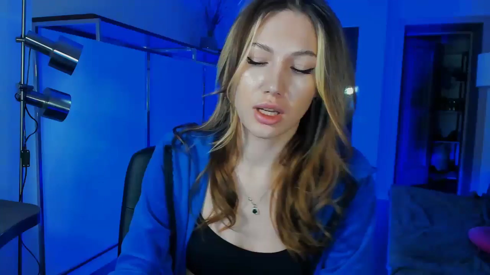 Gallery image thumbnail from LovelyGin's myfreecams stream on, 03/03/2026, 16:07 image 1 of 20