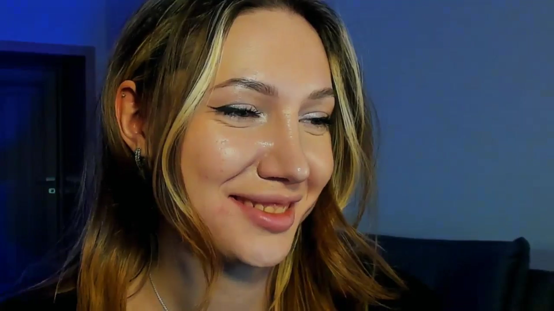 Gallery image thumbnail from LovelyGin's myfreecams stream on, 03/04/2026, 15:32 image 20 of 20