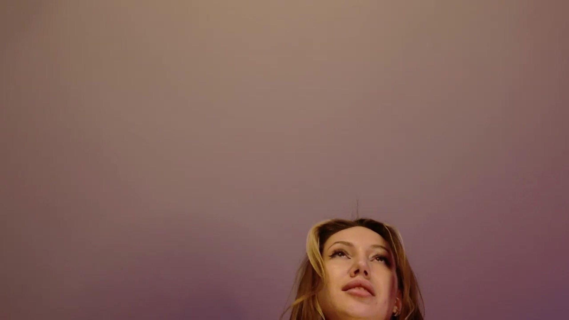 Gallery image thumbnail from LovelyGin's myfreecams stream on, 03/05/2026, 20:15 image 10 of 20