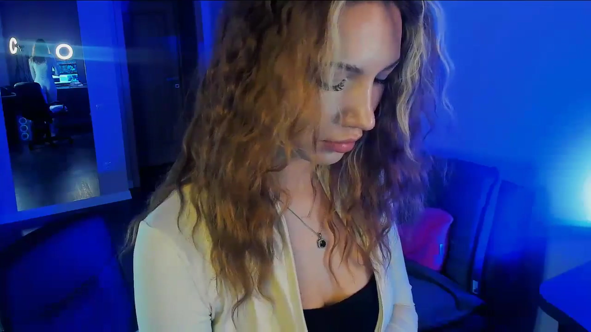 Gallery image thumbnail from LovelyGin's myfreecams stream on, 03/06/2026, 15:07 image 6 of 20