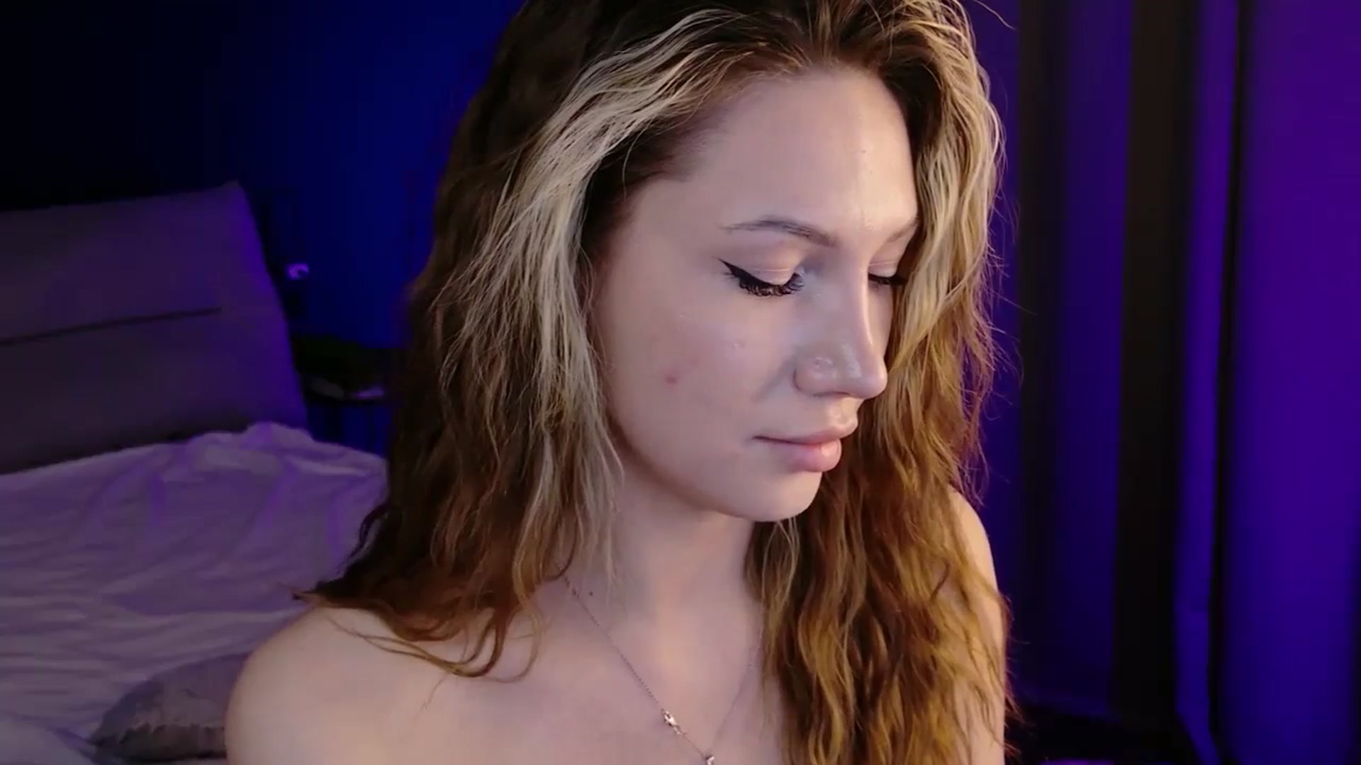 Gallery image thumbnail from LovelyGin's myfreecams stream on, 03/09/2026, 21:24 image 3 of 20