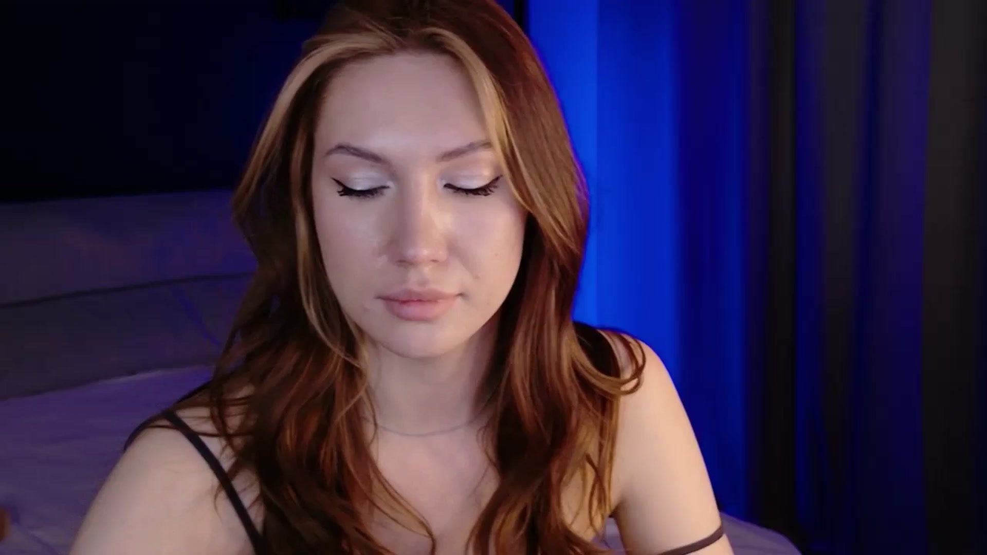 Gallery image thumbnail from LovelyGin's myfreecams stream on, 03/13/2026, 17:03 image 1 of 20