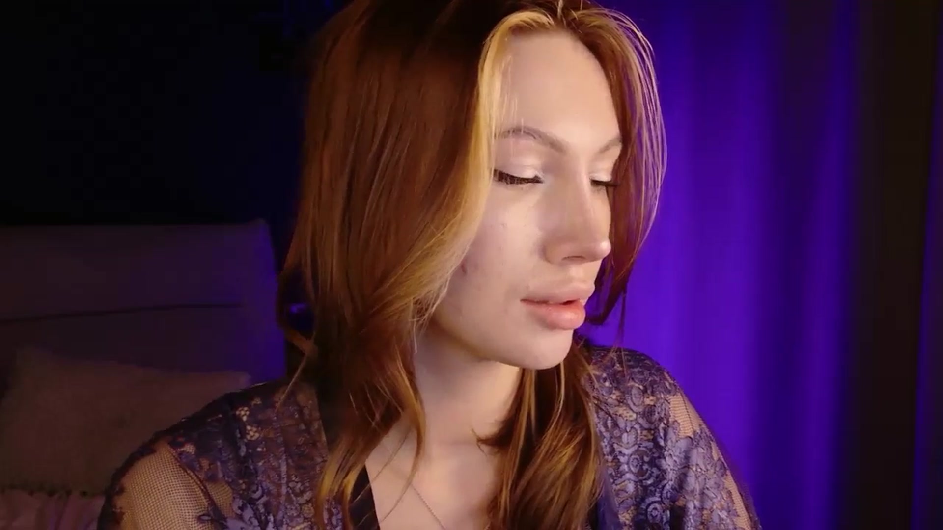 Gallery image thumbnail from LovelyGin's myfreecams stream on, 03/18/2026, 21:02 image 14 of 20