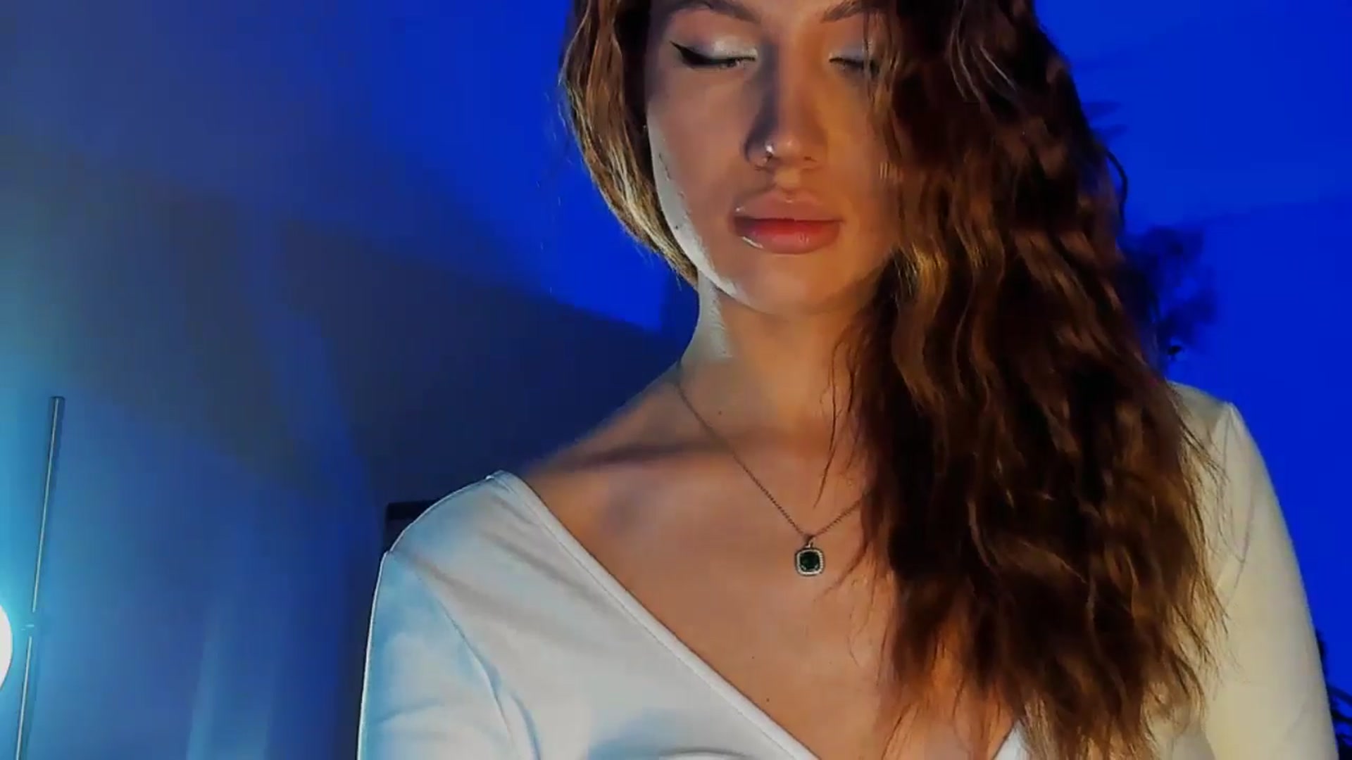 Gallery image thumbnail from LovelyGin's myfreecams stream on, 03/19/2026, 16:38 image 10 of 20