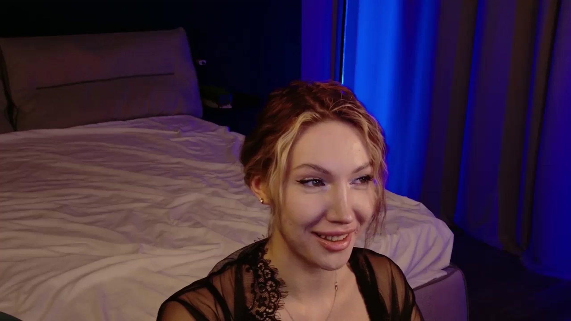 Gallery image thumbnail from LovelyGin's myfreecams stream on, 03/20/2026, 19:40 image 13 of 20
