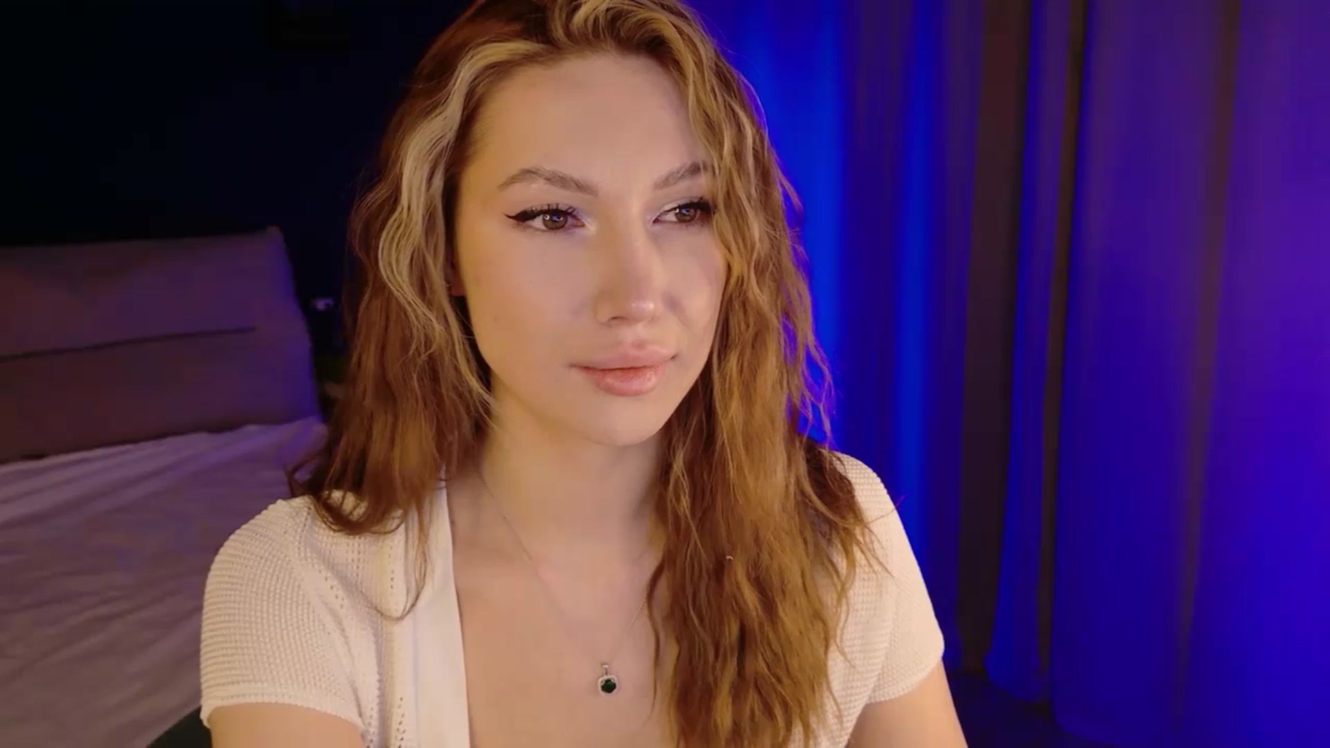 Gallery image thumbnail from LovelyGin's myfreecams stream on, 03/25/2026, 15:32 image 4 of 20