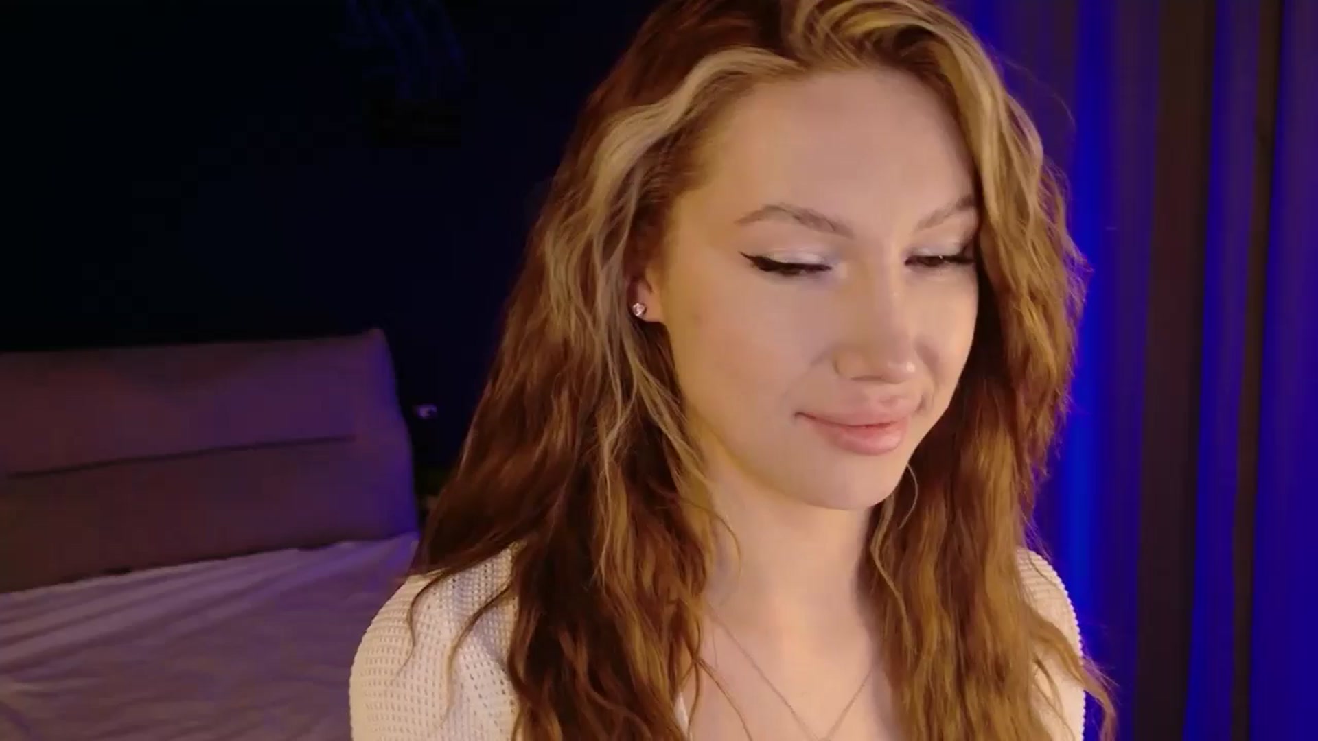 Gallery image thumbnail from LovelyGin's myfreecams stream on, 03/25/2026, 18:55 image 1 of 20
