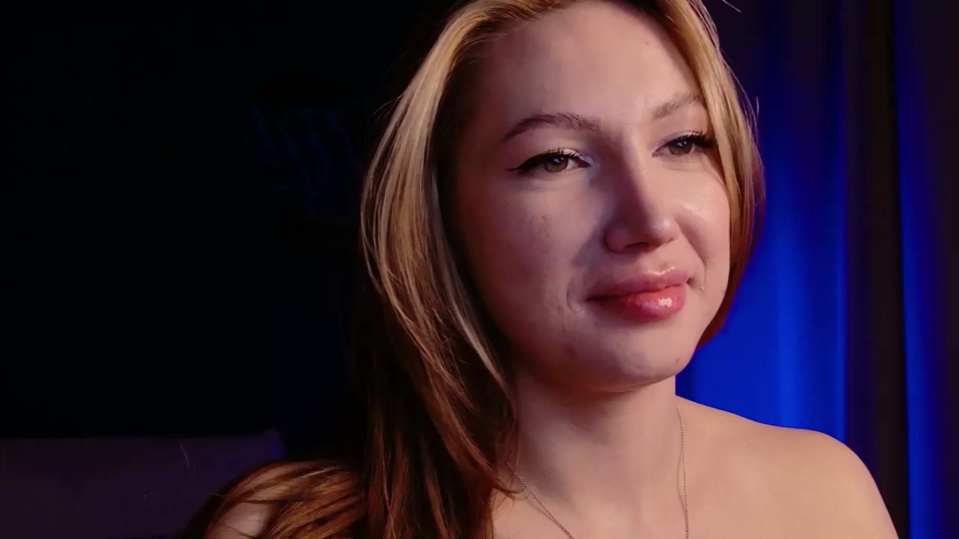 Gallery image thumbnail from LovelyGin's myfreecams stream on, 03/27/2026, 19:54 image 2 of 20