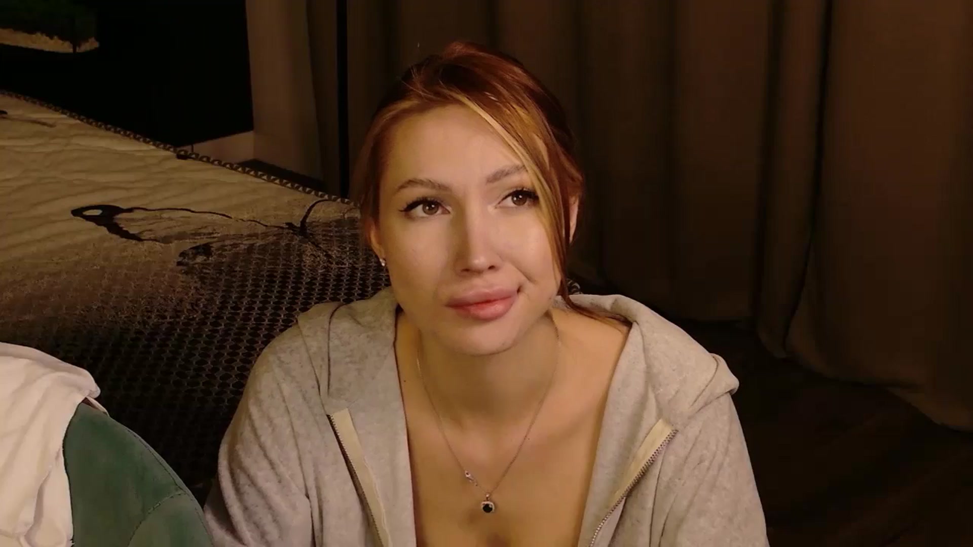 Gallery image thumbnail from LovelyGin's myfreecams stream on, 03/27/2026, 21:14 image 16 of 20