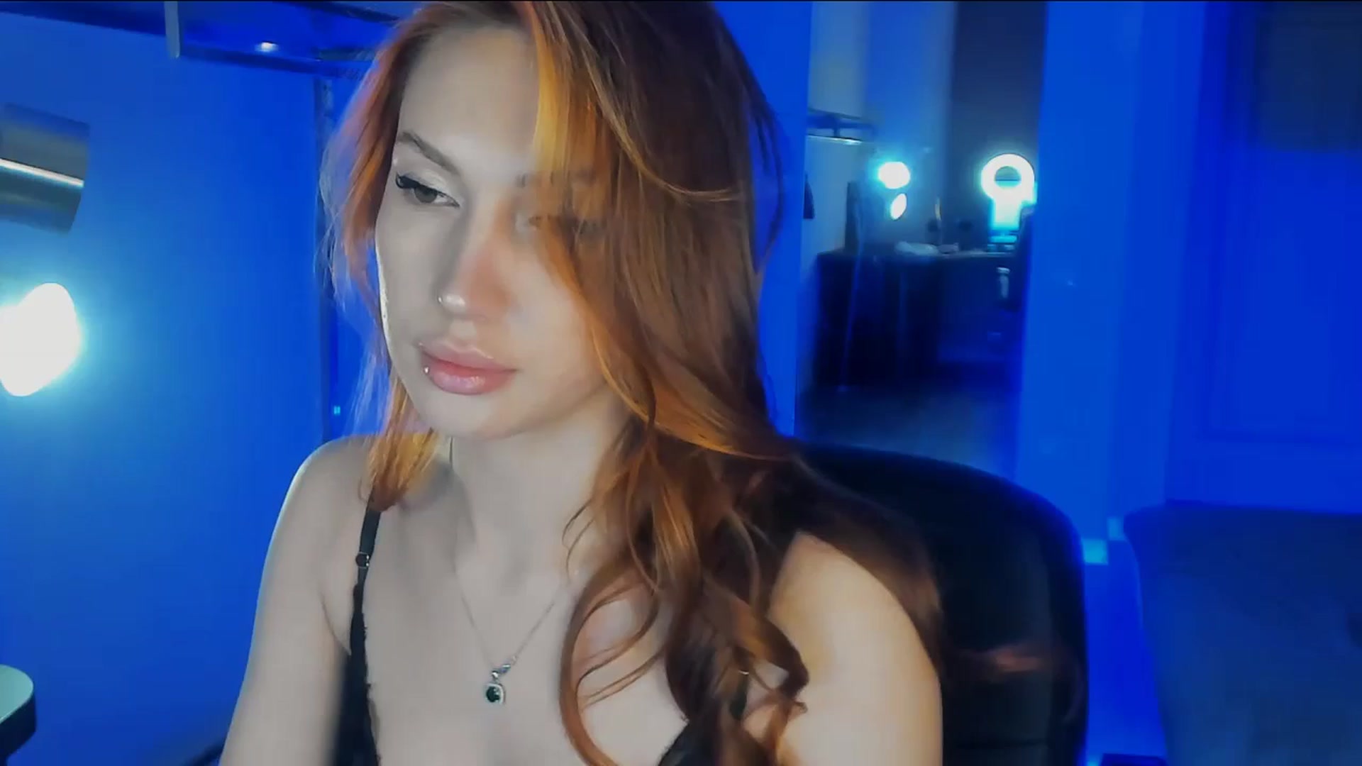 Gallery image thumbnail from LovelyGin's myfreecams stream on, 04/10/2026, 15:28 image 1 of 20