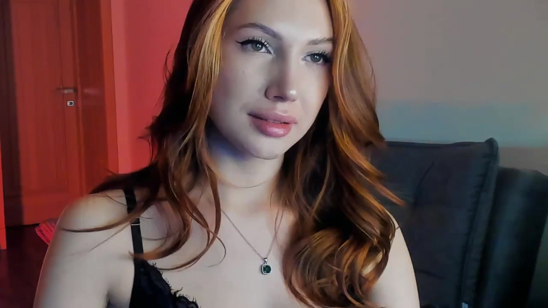 Gallery image thumbnail from LovelyGin's myfreecams stream on, 04/10/2026, 17:27 image 2 of 20