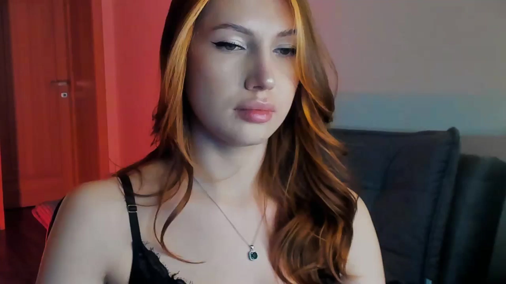 Gallery image thumbnail from LovelyGin's myfreecams stream on, 04/10/2026, 17:27 image 1 of 20