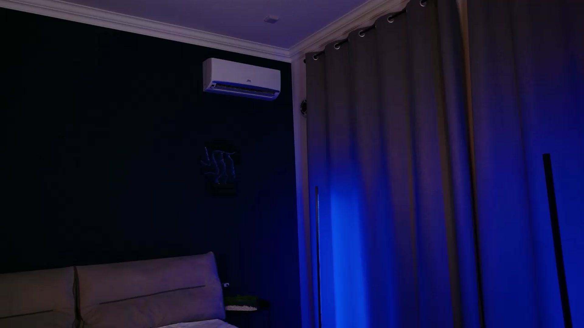 Gallery image thumbnail from LovelyGin's myfreecams stream on, 04/13/2026, 20:02 image 12 of 20