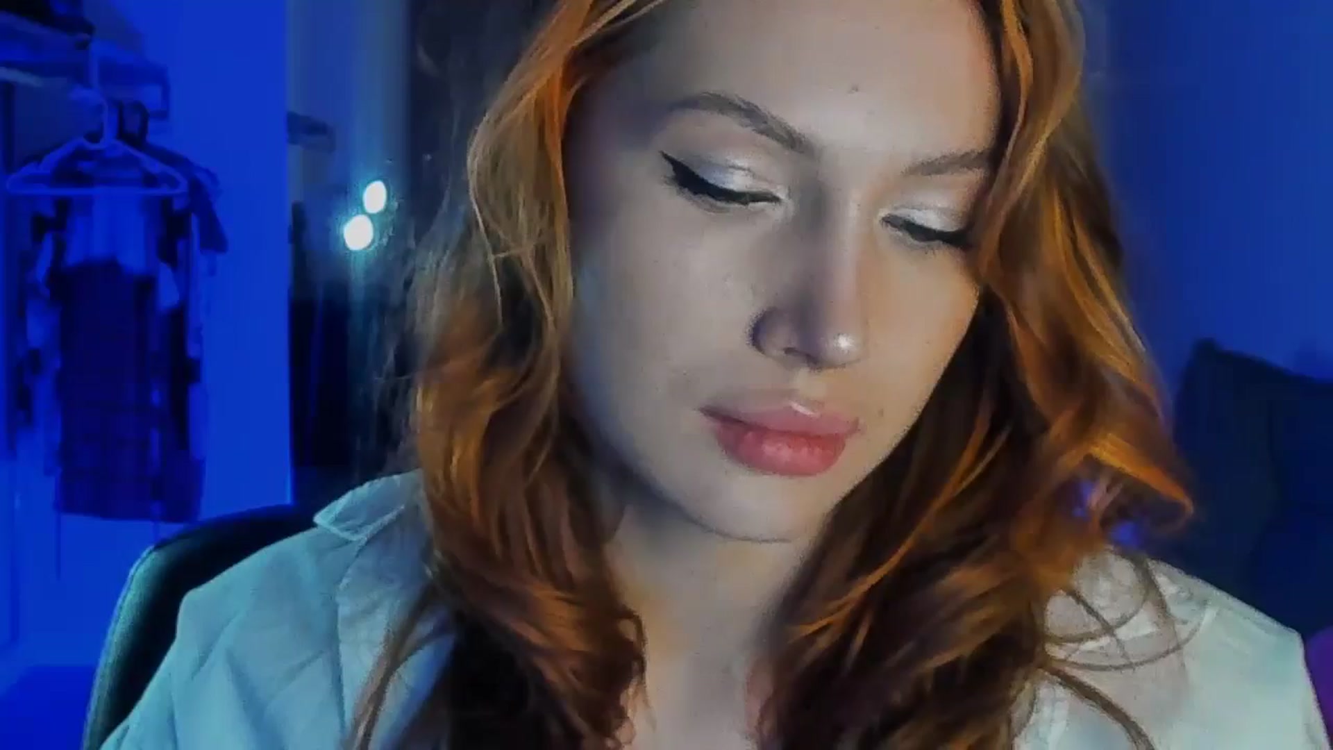 Gallery image thumbnail from LovelyGin's myfreecams stream on, 04/14/2026, 18:31 image 3 of 20