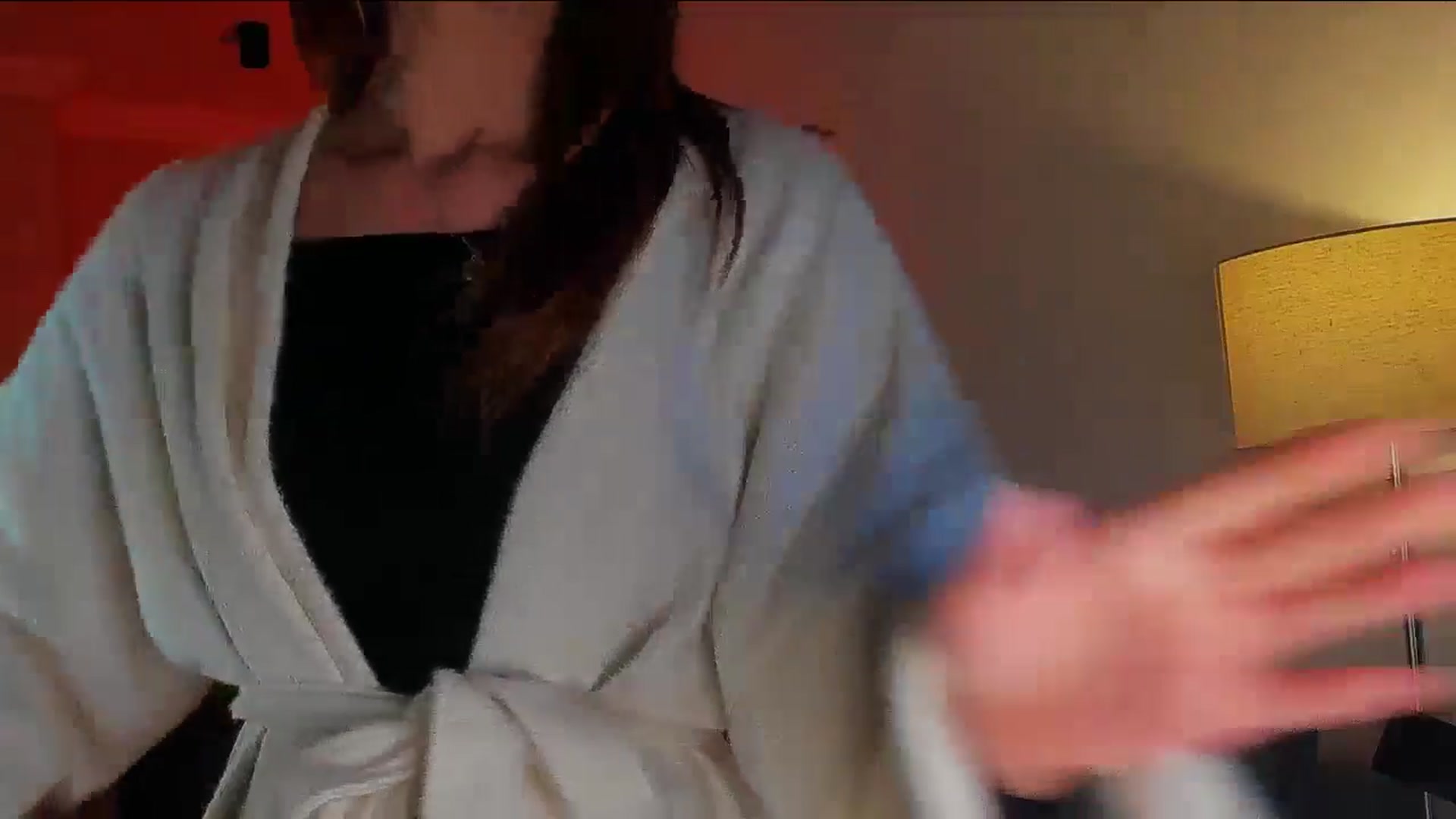 Gallery image thumbnail from LovelyGin's myfreecams stream on, 04/15/2026, 20:24 image 2 of 20