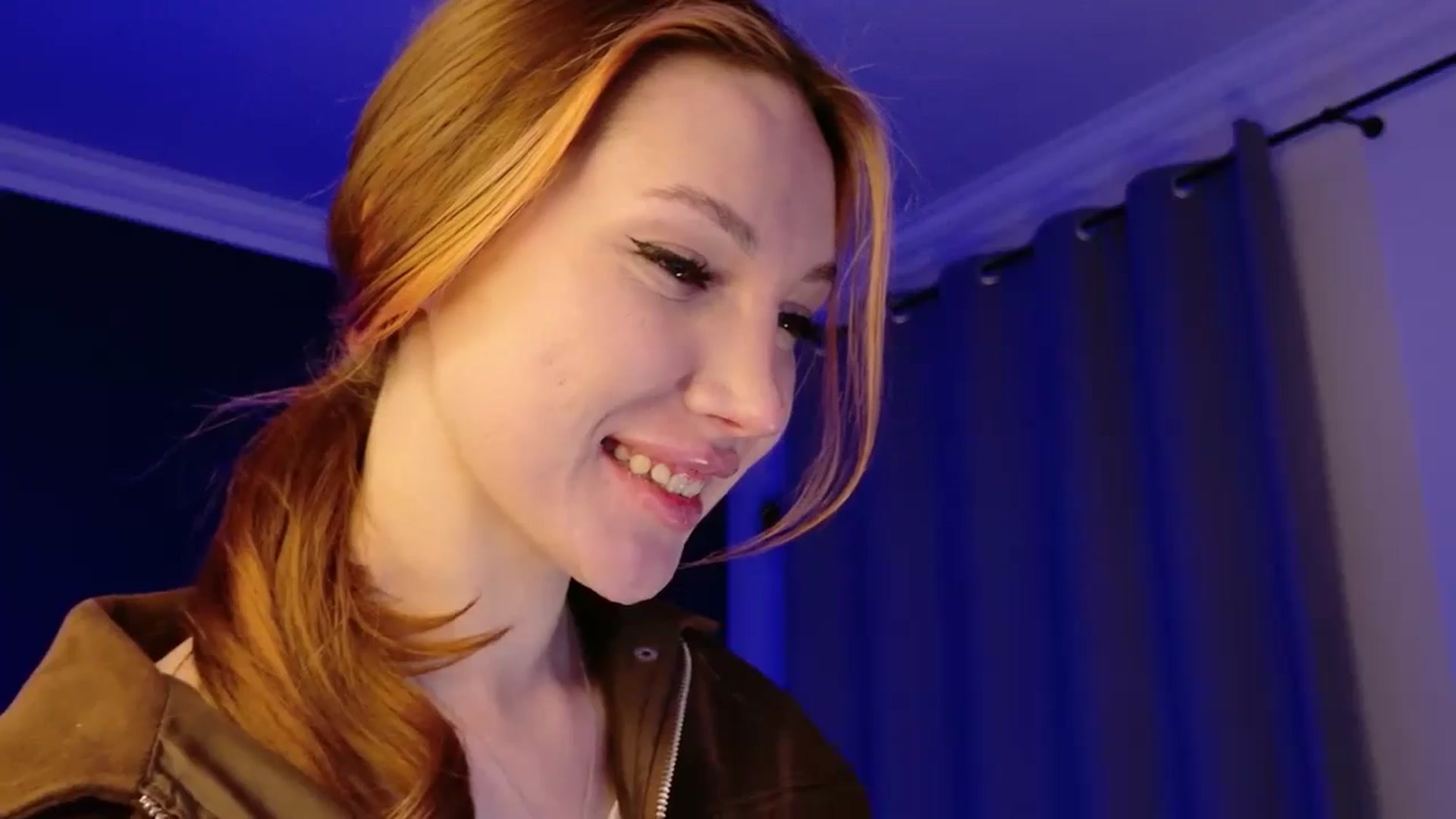 Gallery image thumbnail from LovelyGin's myfreecams stream on, 04/16/2026, 20:25 image 16 of 20