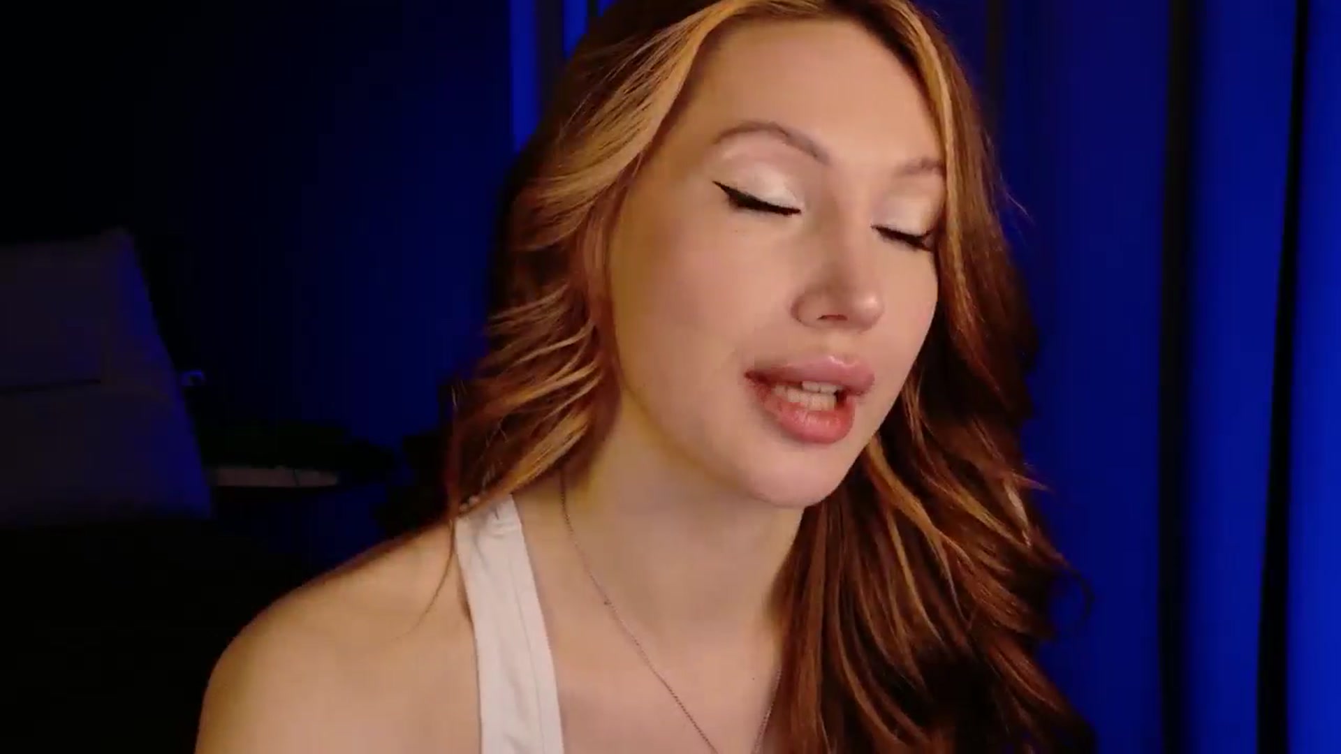 Gallery image thumbnail from LovelyGin's myfreecams stream on, 04/24/2026, 20:37 image 8 of 20