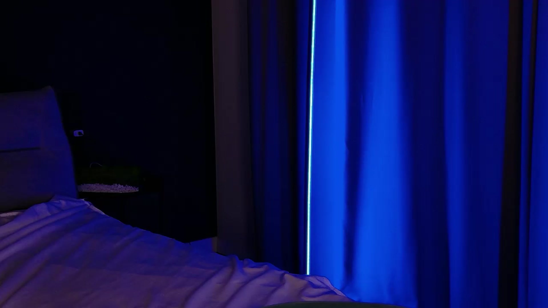 Gallery image thumbnail from LovelyGin's myfreecams stream on, 04/28/2026, 17:17 image 18 of 20